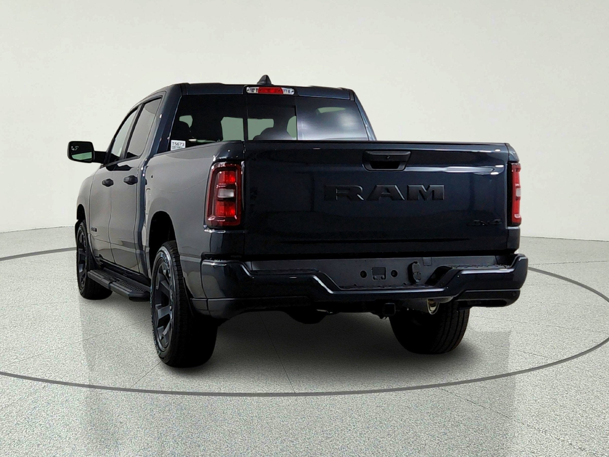 2026 RAM Ram 1500 RAM 1500 TRADESMAN CREW CAB 4X4 (144.5 IN WB 5 FT 7 IN BOX)