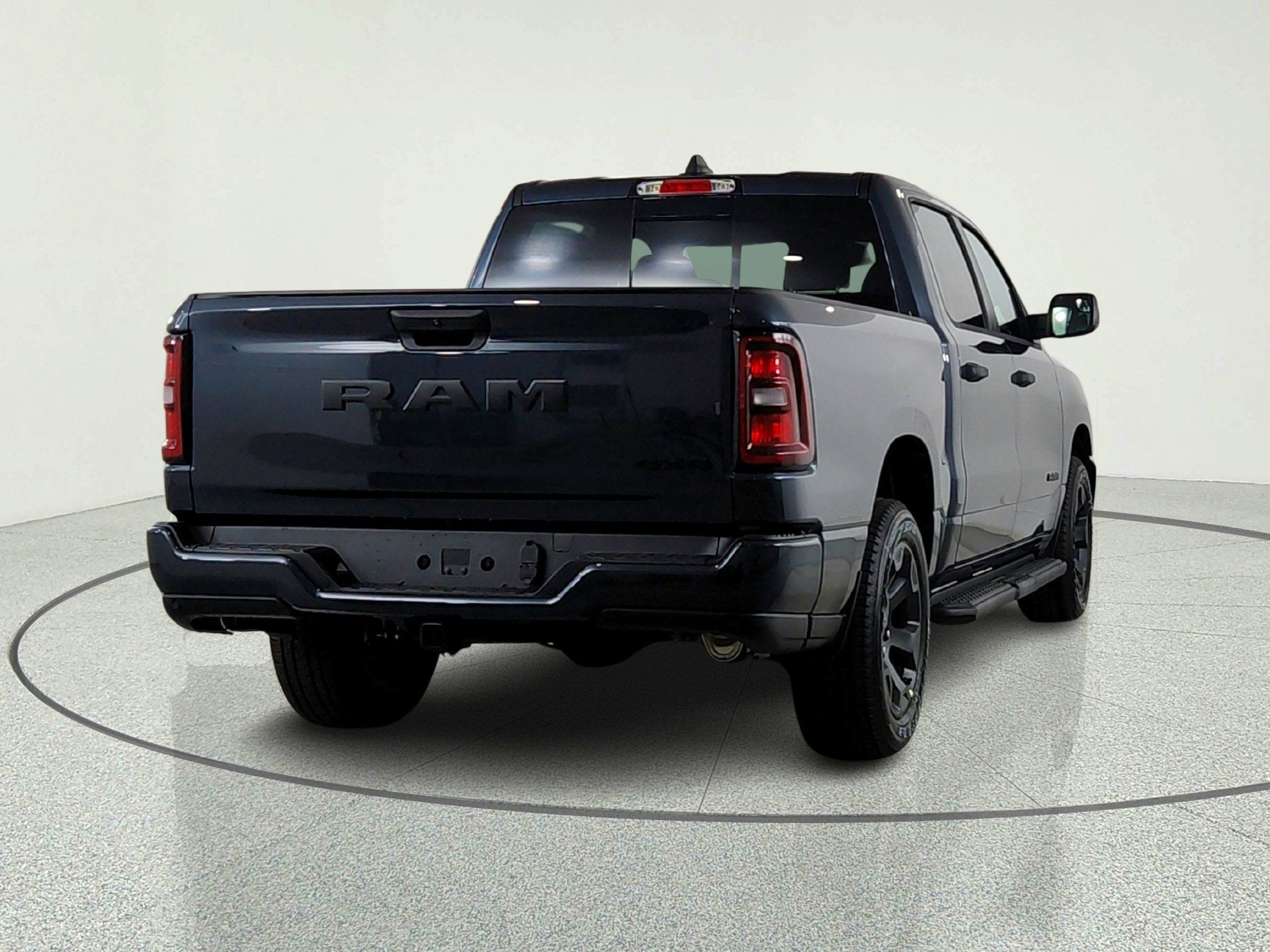 2026 RAM Ram 1500 RAM 1500 TRADESMAN CREW CAB 4X4 (144.5 IN WB 5 FT 7 IN BOX)