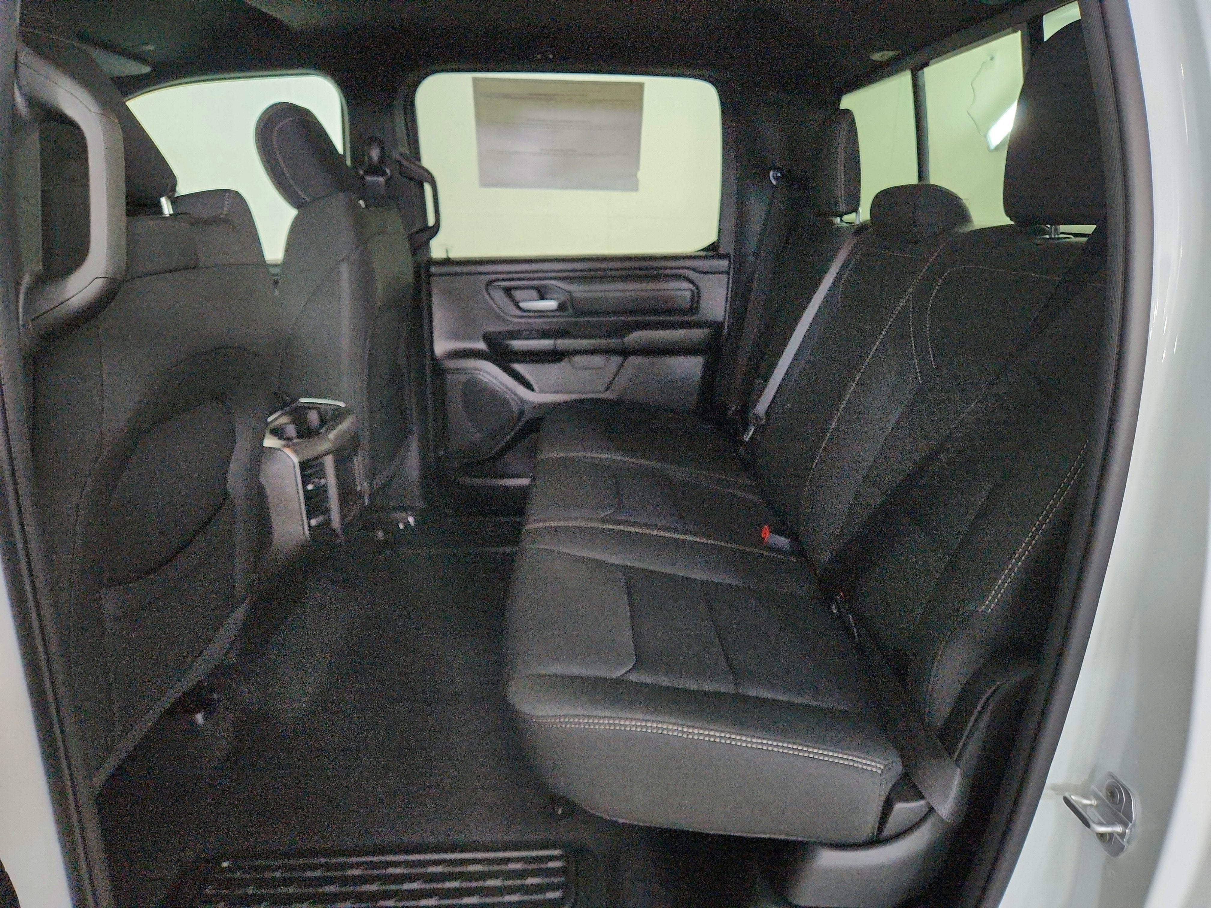 2026 RAM Ram 1500 RAM 1500 TRADESMAN CREW CAB 4X4 (144.5 IN WB 5 FT 7 IN BOX)