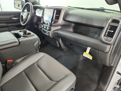 2026 RAM Ram 1500 RAM 1500 TRADESMAN CREW CAB 4X4 (144.5 IN WB 5 FT 7 IN BOX)