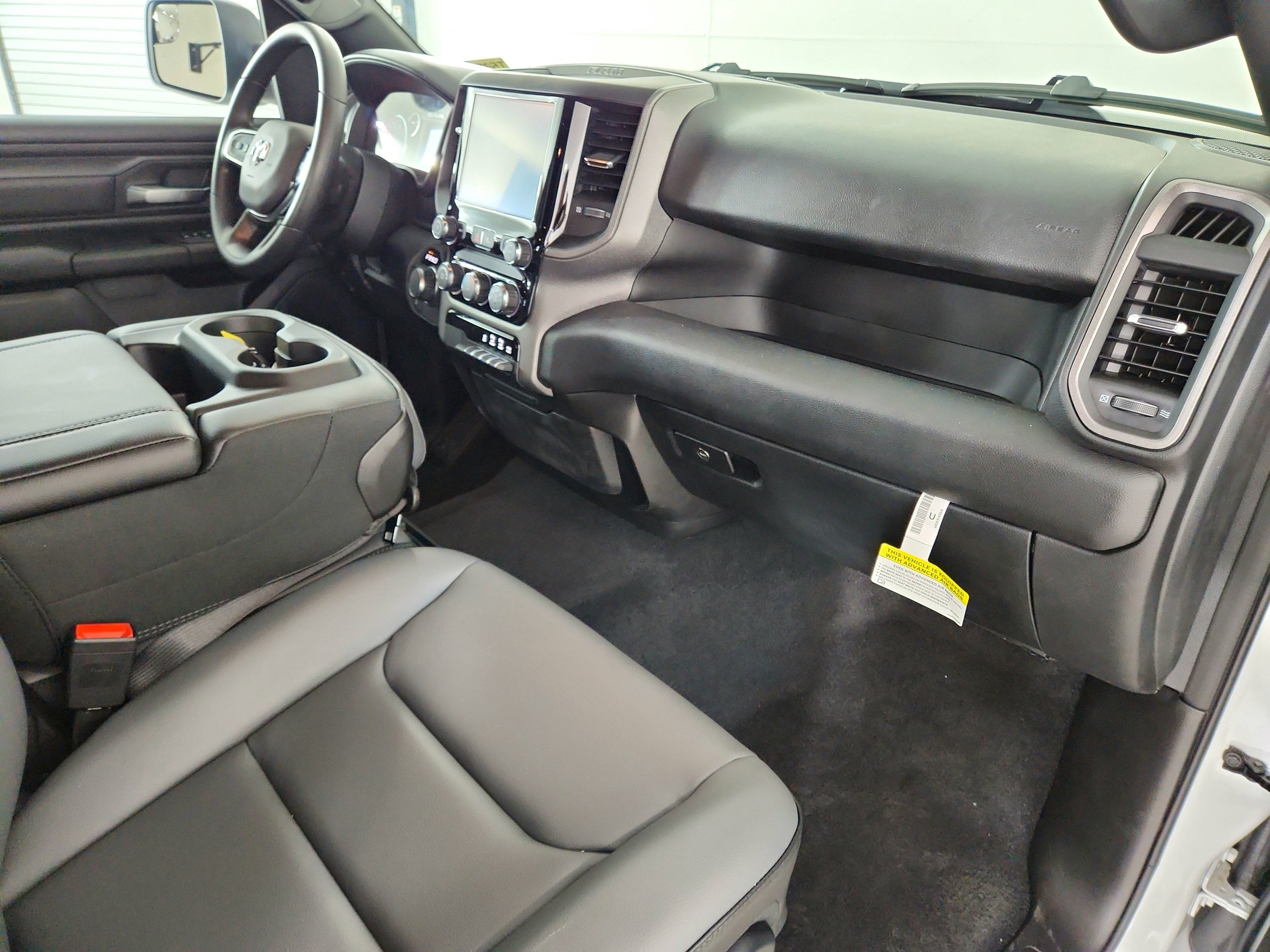 2026 RAM Ram 1500 RAM 1500 TRADESMAN CREW CAB 4X4 (144.5 IN WB 5 FT 7 IN BOX)