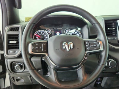 2026 RAM Ram 1500 RAM 1500 TRADESMAN CREW CAB 4X4 (144.5 IN WB 5 FT 7 IN BOX)