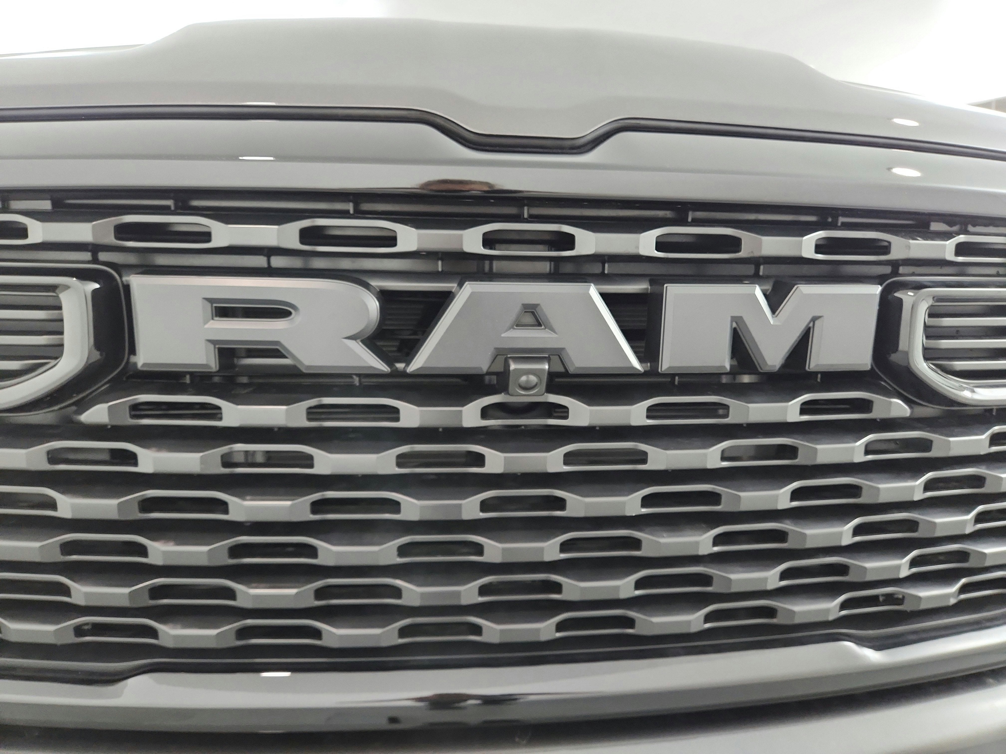 2026 RAM Ram 1500 RAM 1500 TRADESMAN CREW CAB 4X4 (144.5 IN WB 5 FT 7 IN BOX)