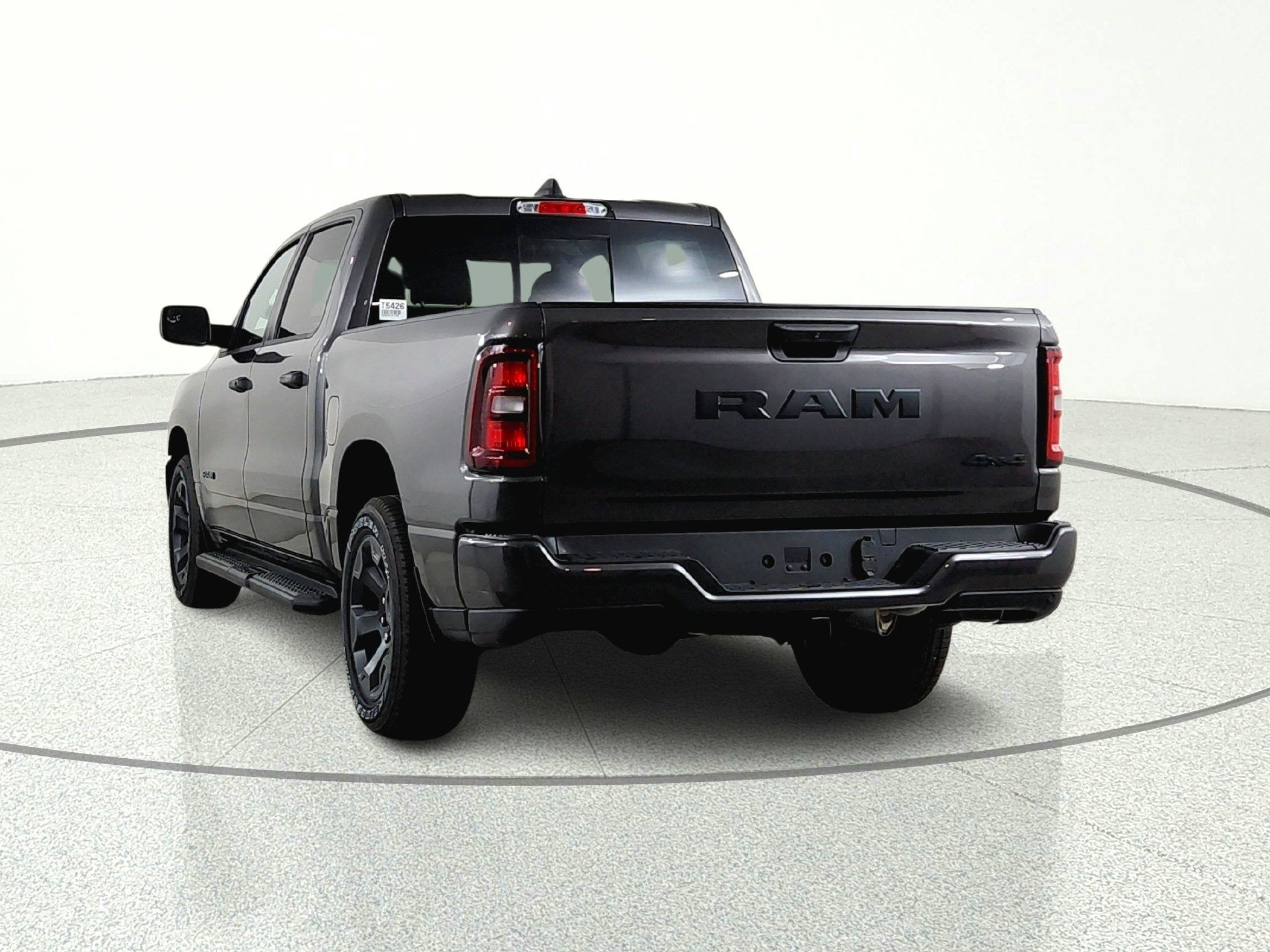 2026 RAM Ram 1500 RAM 1500 TRADESMAN CREW CAB 4X4 (144.5 IN WB 5 FT 7 IN BOX)