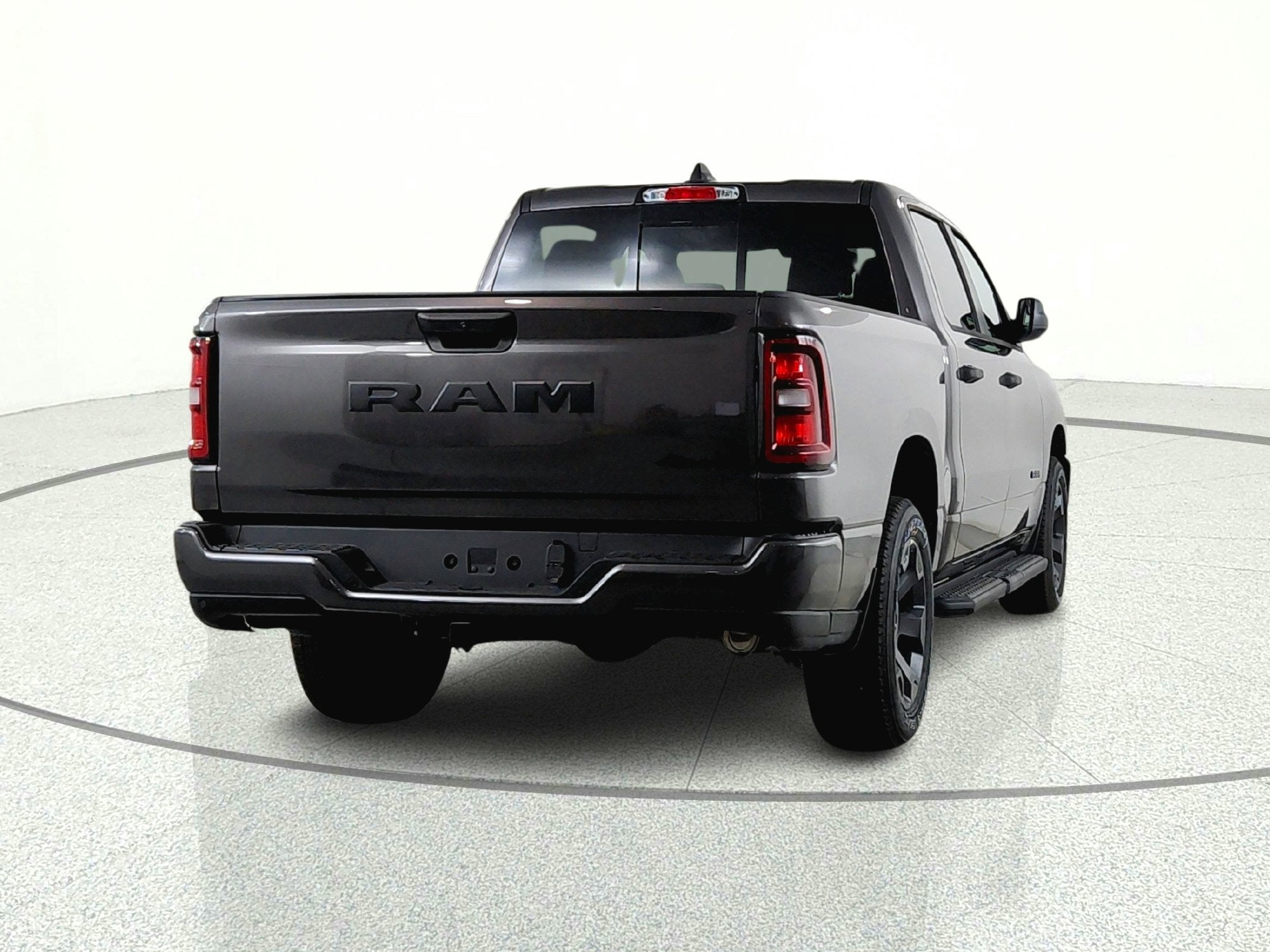 2026 RAM Ram 1500 RAM 1500 TRADESMAN CREW CAB 4X4 (144.5 IN WB 5 FT 7 IN BOX)