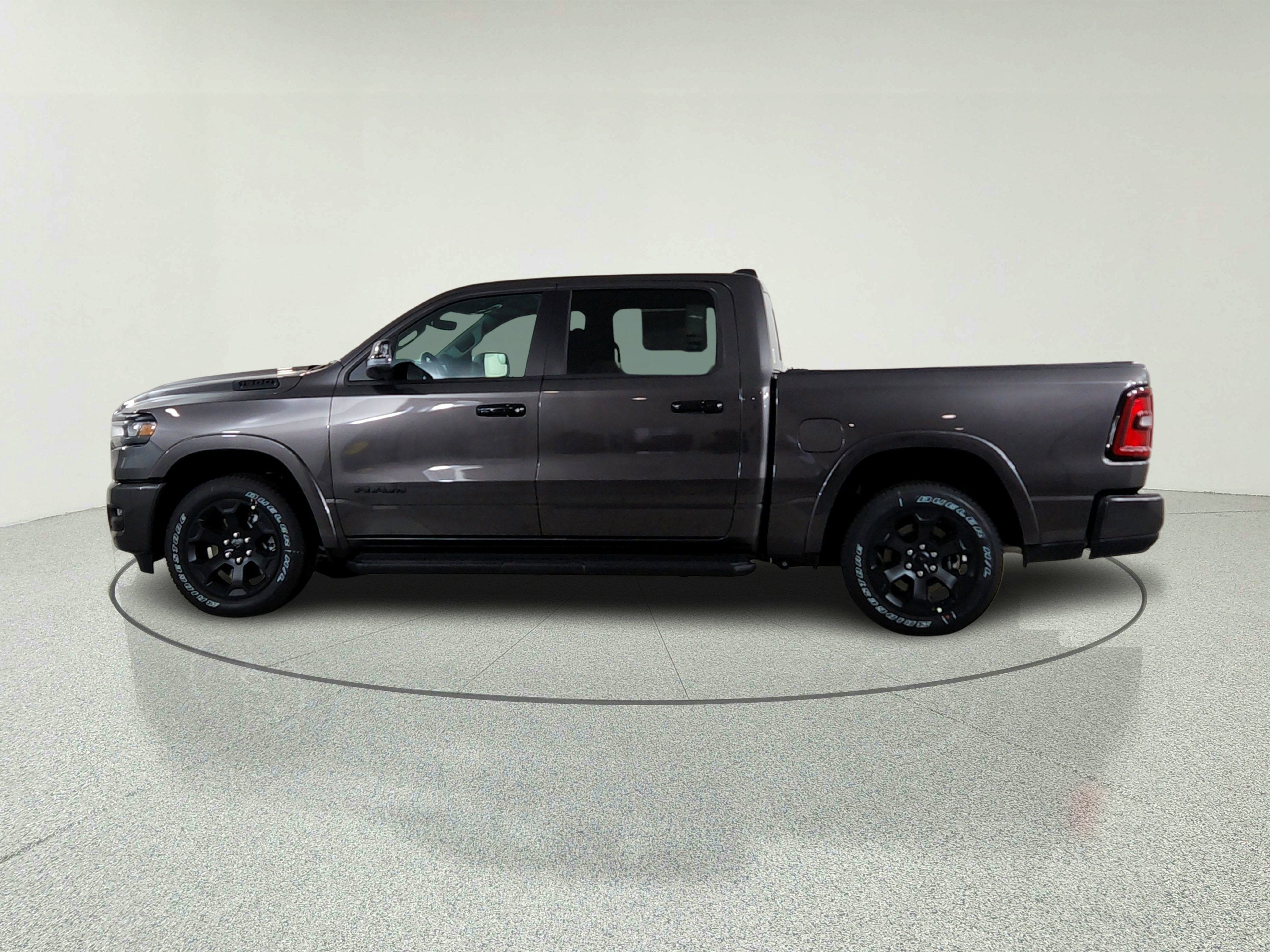 2026 RAM Ram 1500 RAM 1500 BIGHORN/LONESTAR CREW 4X4 (144.5 IN WB 5 FT 7 IN BOX)