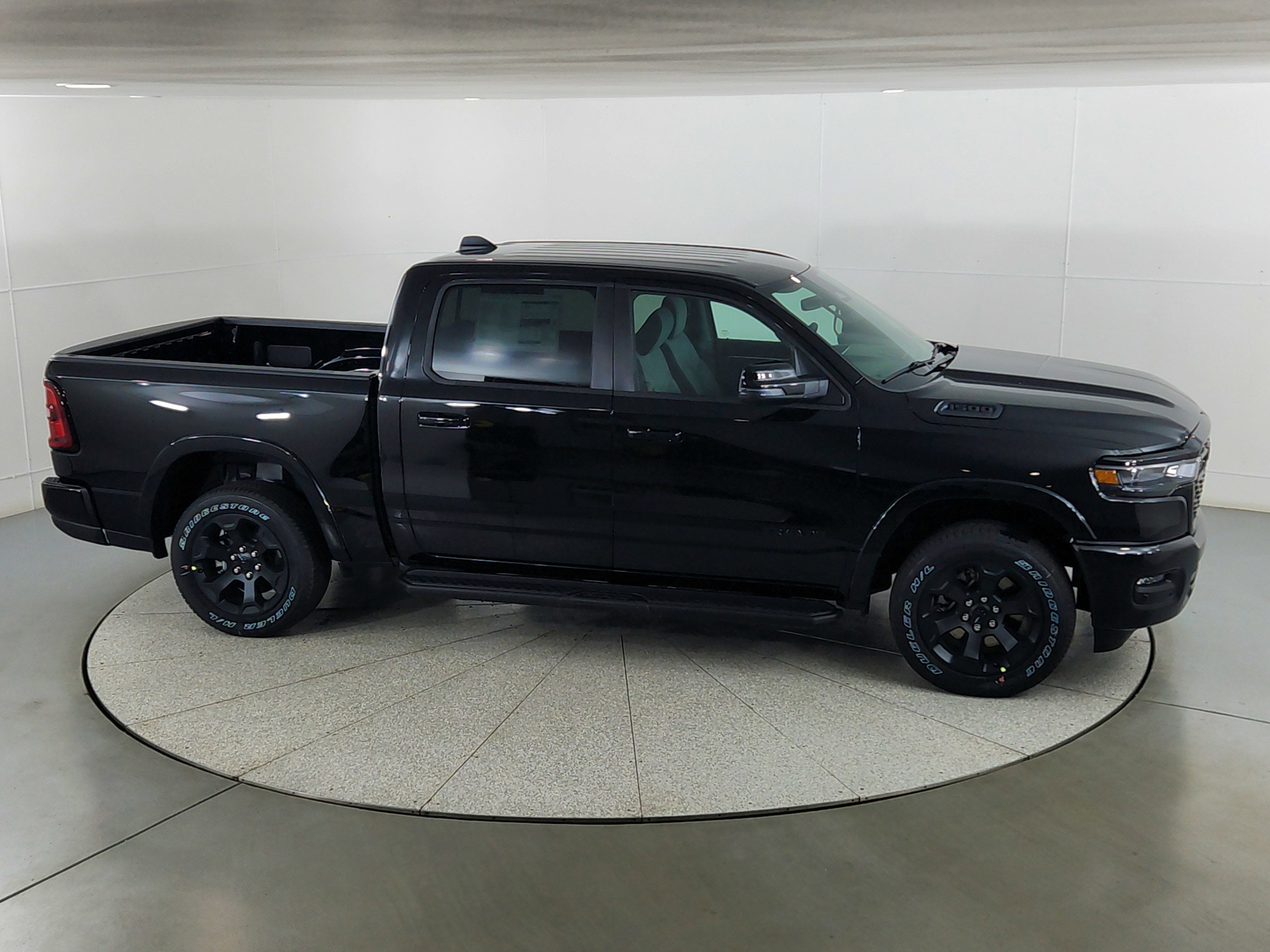 2026 RAM Ram 1500 RAM 1500 BIGHORN/LONESTAR CREW 4X4 (144.5 IN WB 5 FT 7 IN BOX)