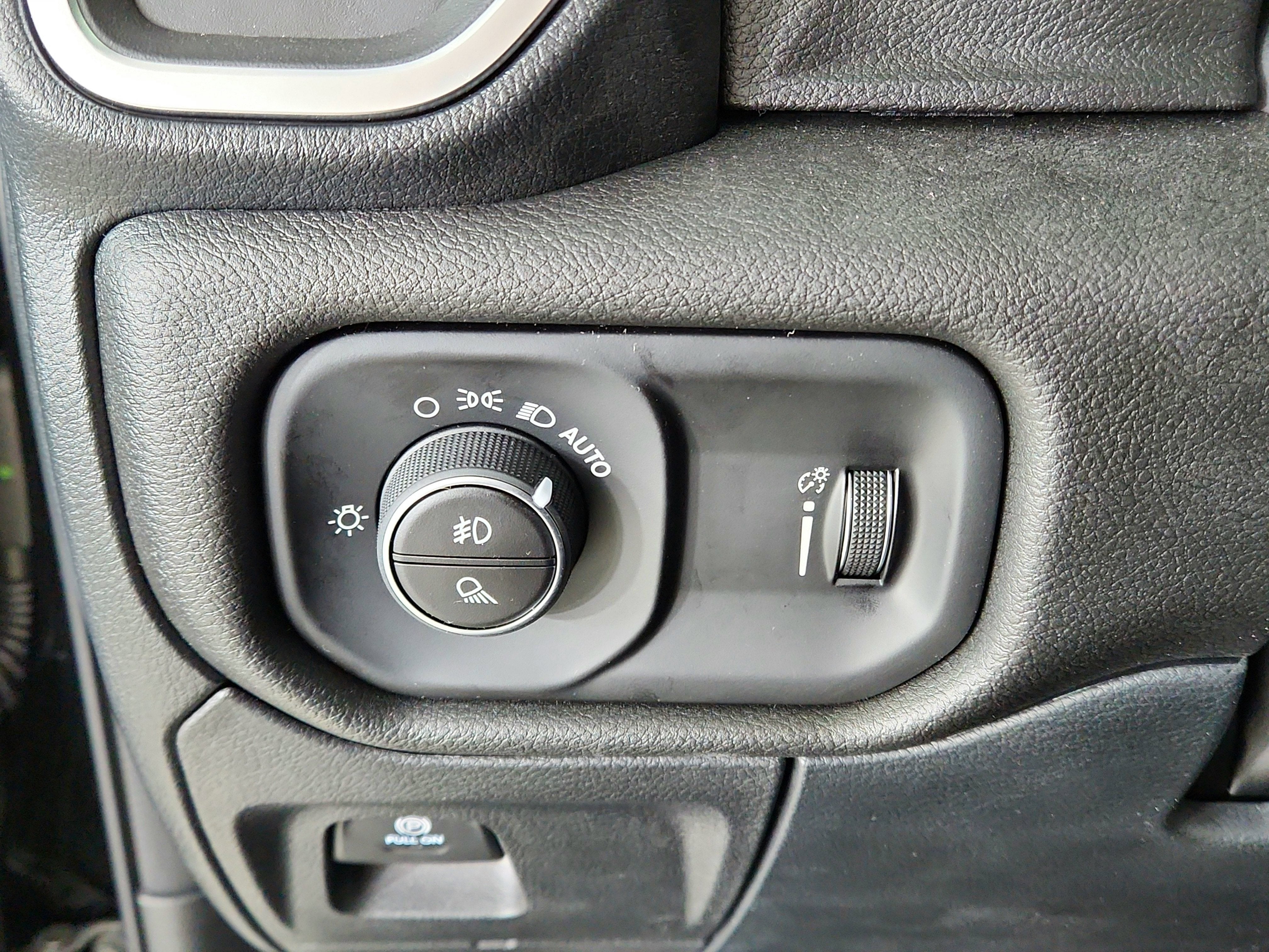 2026 RAM Ram 1500 RAM 1500 BIGHORN/LONESTAR CREW 4X4 (144.5 IN WB 5 FT 7 IN BOX)