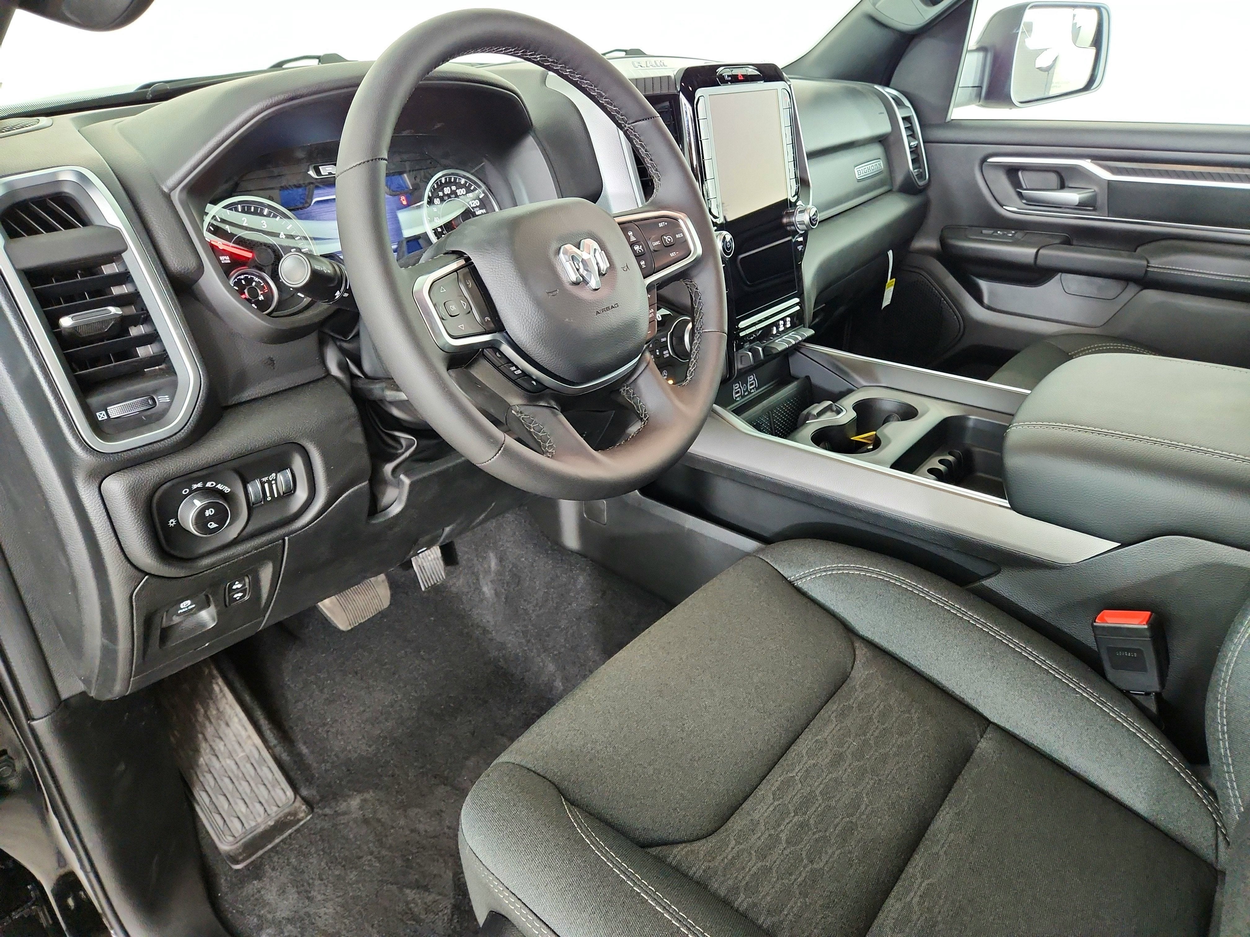 2026 RAM Ram 1500 RAM 1500 BIGHORN/LONESTAR CREW 4X4 (144.5 IN WB 5 FT 7 IN BOX)