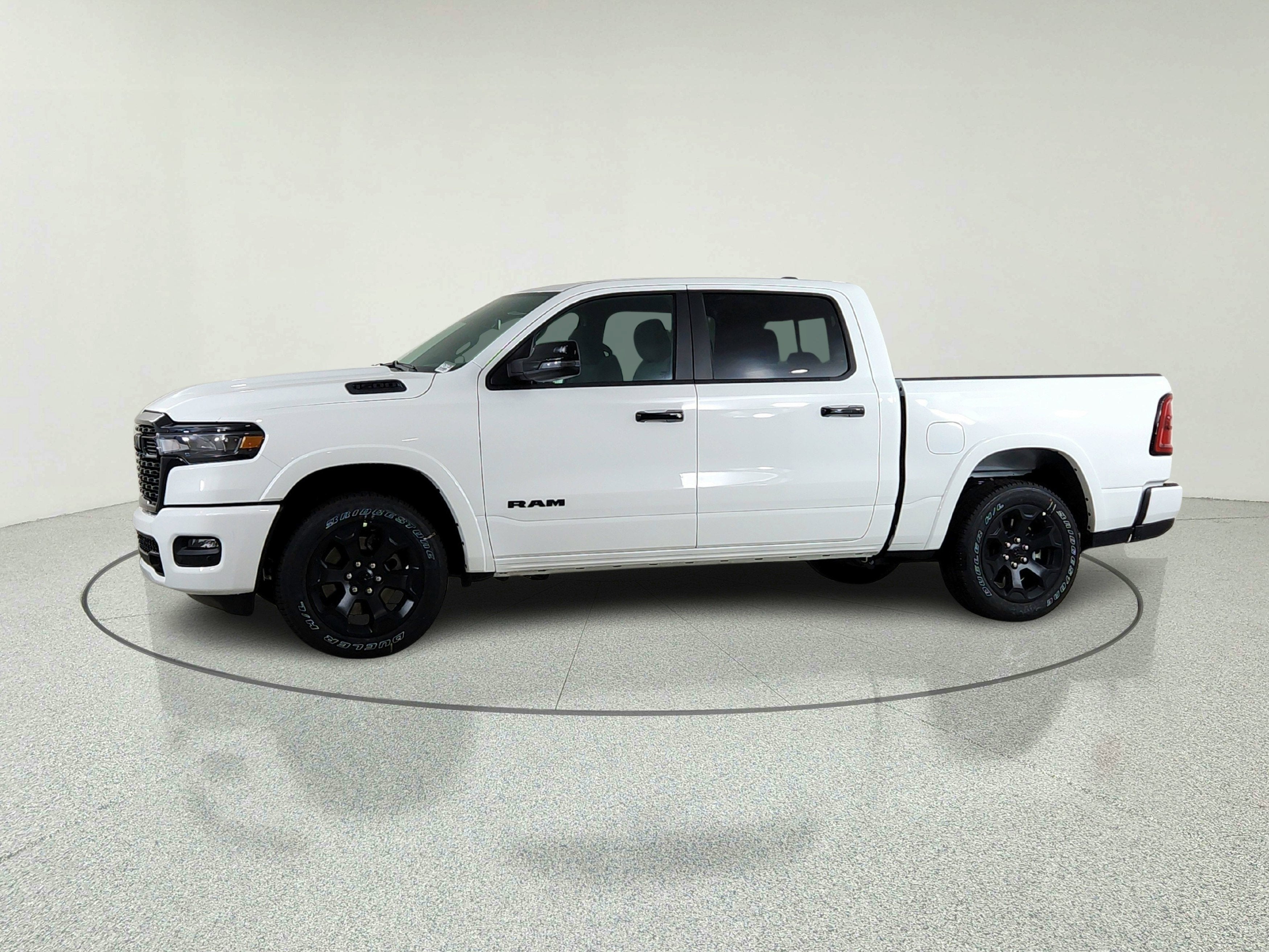 2026 RAM Ram 1500 RAM 1500 BIGHORN/LONESTAR CREW 4X4 (144.5 IN WB 5 FT 7 IN BOX)