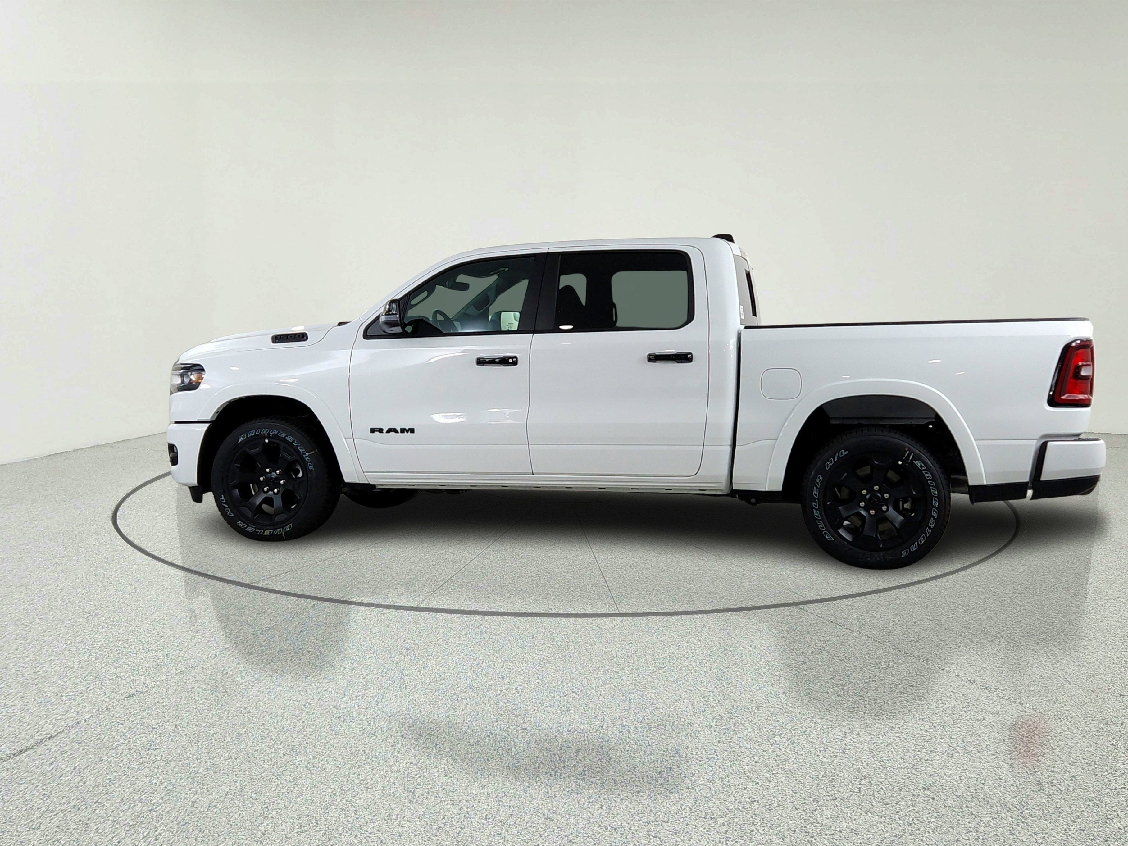 2026 RAM Ram 1500 RAM 1500 BIGHORN/LONESTAR CREW 4X4 (144.5 IN WB 5 FT 7 IN BOX)