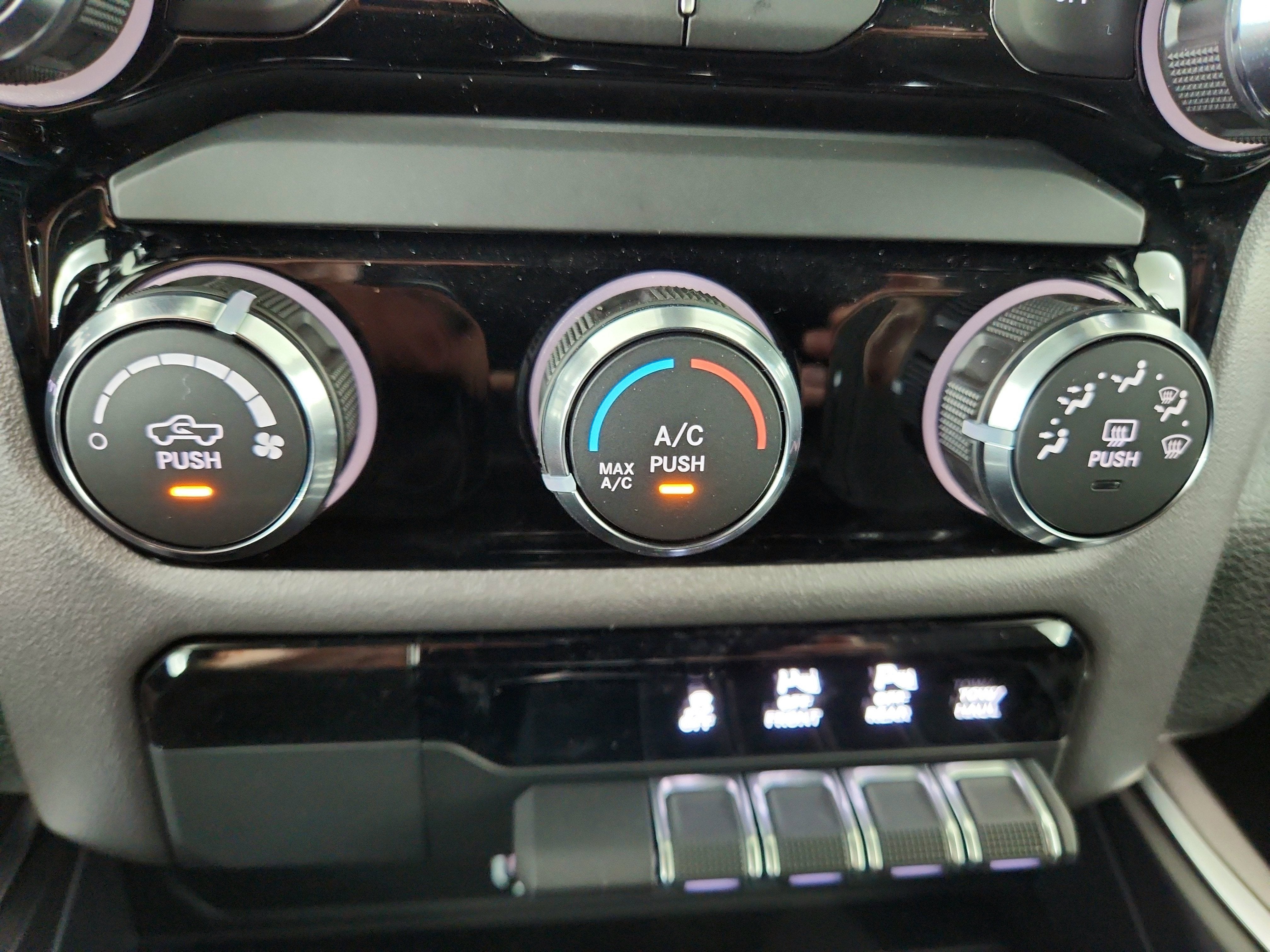 2026 RAM Ram 1500 RAM 1500 TRADESMAN CREW CAB 4X4 (144.5 IN WB 5 FT 7 IN BOX)