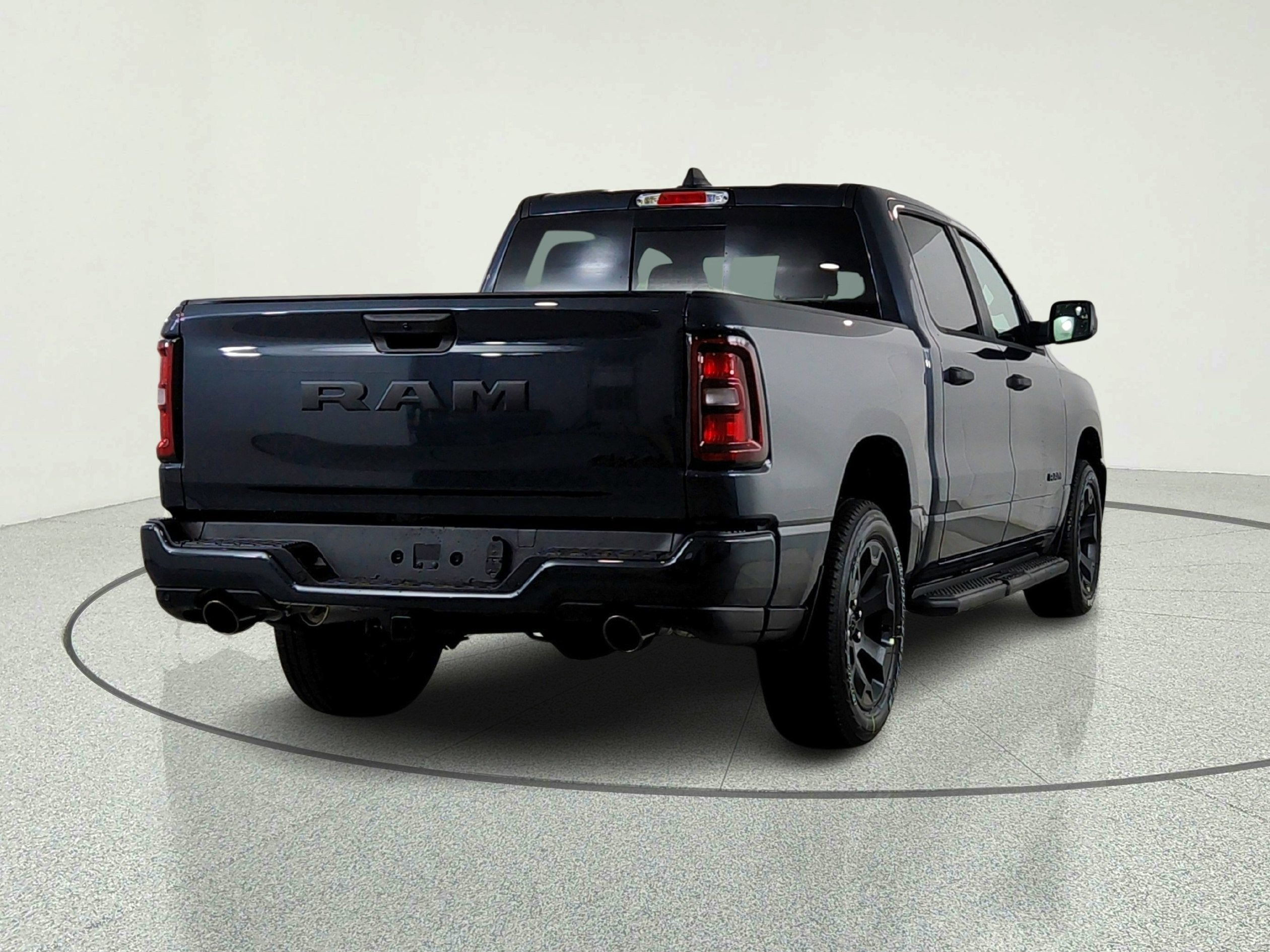 2026 RAM Ram 1500 RAM 1500 TRADESMAN CREW CAB 4X4 (144.5 IN WB 5 FT 7 IN BOX)