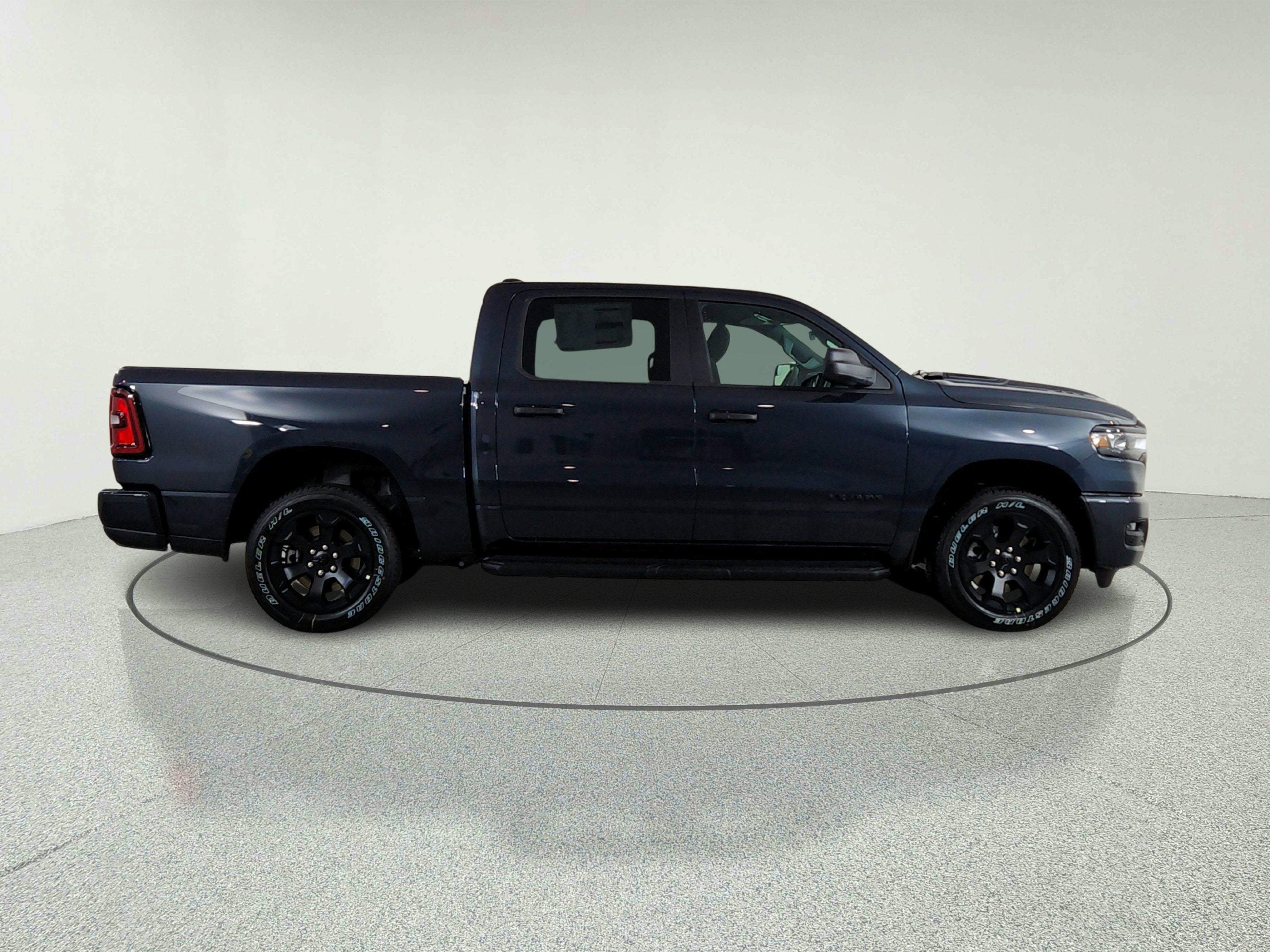 2026 RAM Ram 1500 RAM 1500 TRADESMAN CREW CAB 4X4 (144.5 IN WB 5 FT 7 IN BOX)