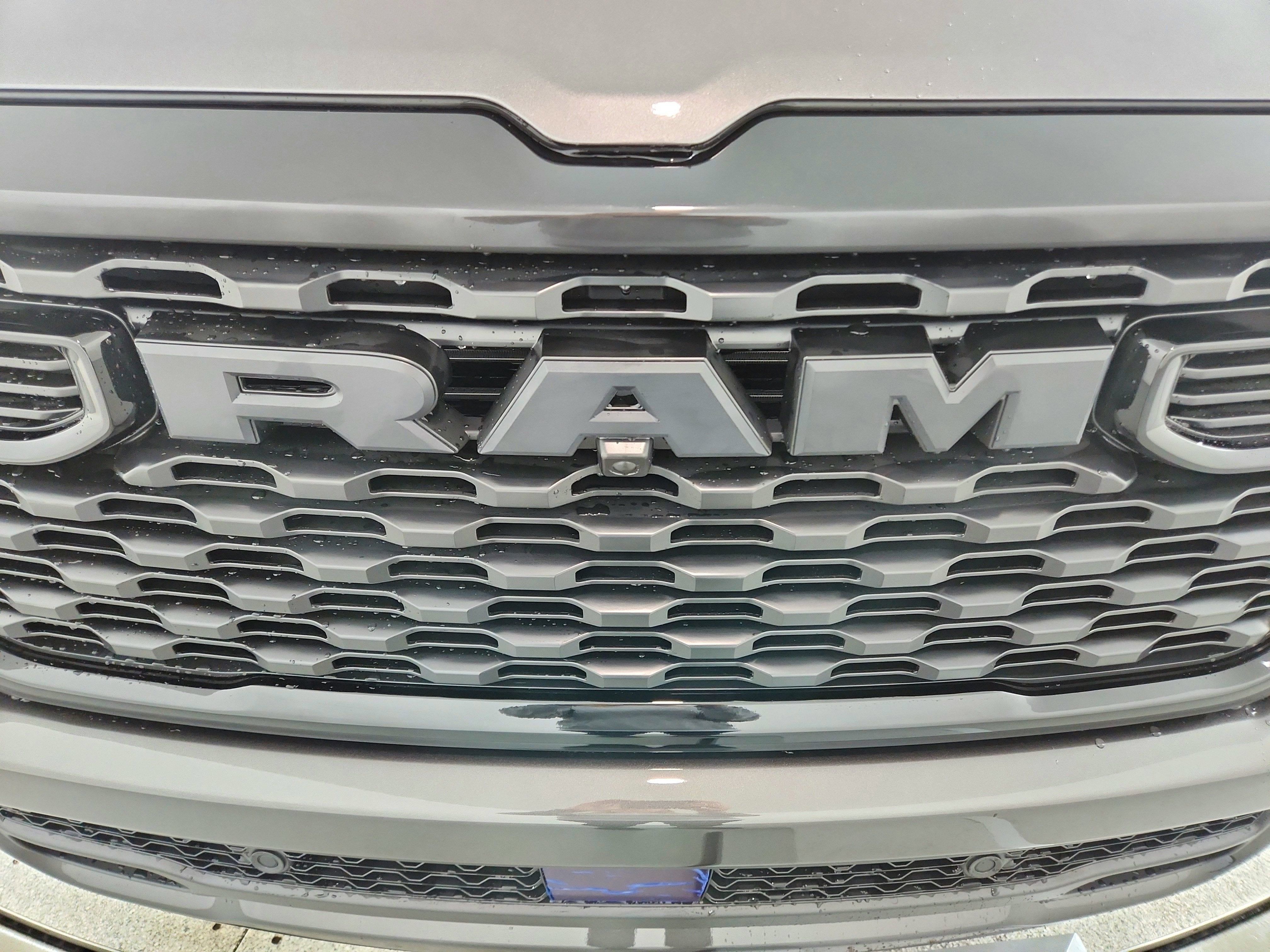 2026 RAM Ram 1500 RAM 1500 TRADESMAN CREW CAB 4X4 (144.5 IN WB 5 FT 7 IN BOX)