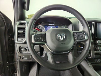 2026 RAM Ram 1500 RAM 1500 TRADESMAN CREW CAB 4X4 (144.5 IN WB 5 FT 7 IN BOX)