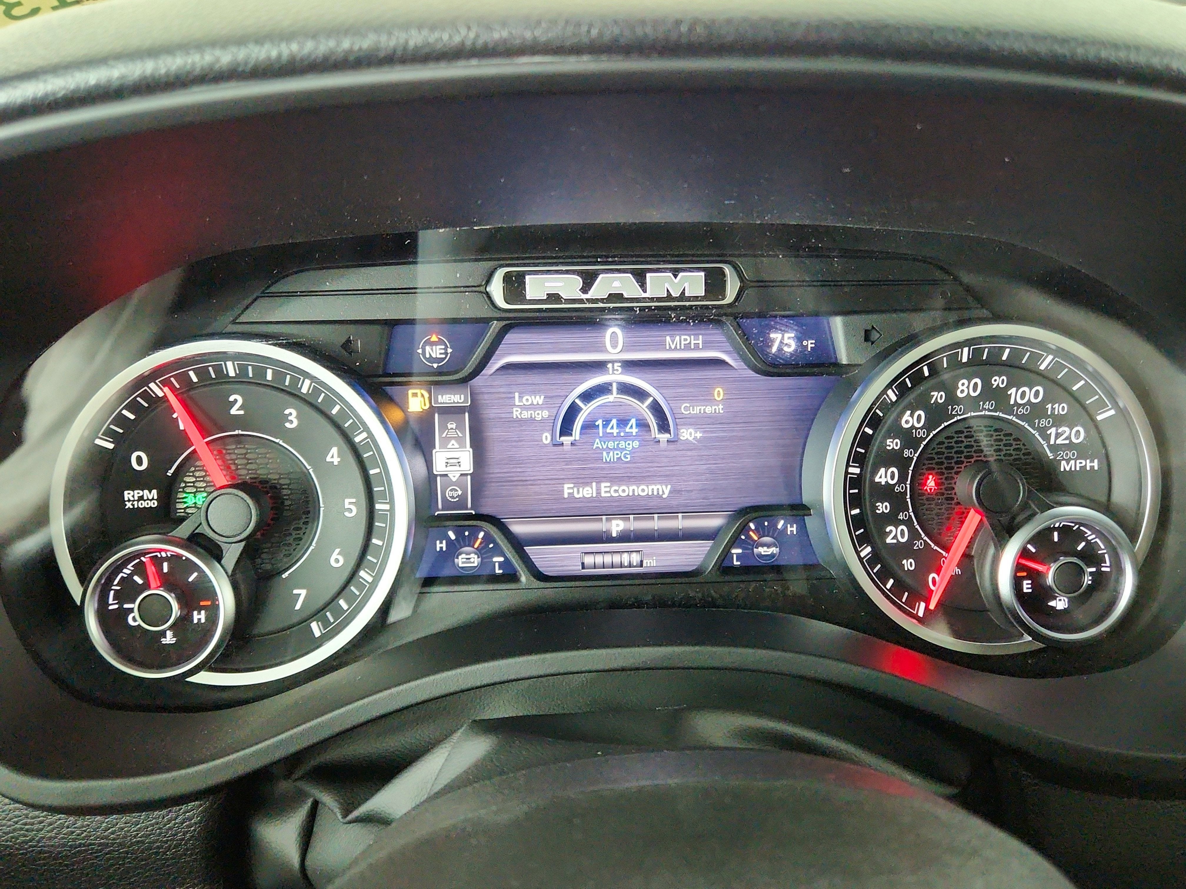 2026 RAM Ram 1500 RAM 1500 TRADESMAN CREW CAB 4X4 (144.5 IN WB 5 FT 7 IN BOX)