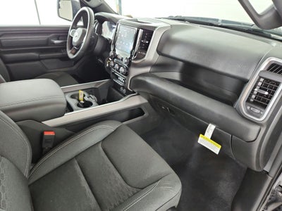 2026 RAM Ram 1500 Express 4x4 Crew Cab 5'7" Box
