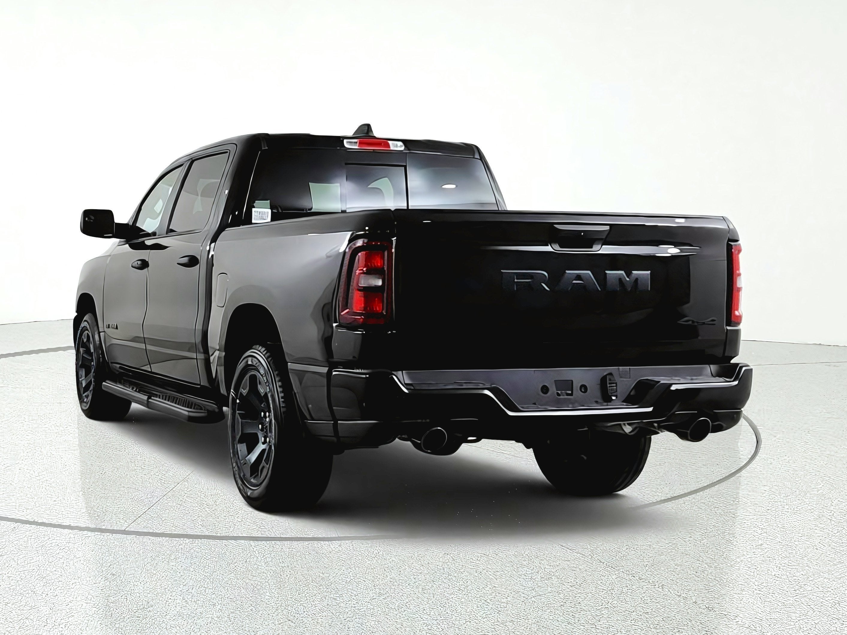 2026 RAM Ram 1500 Express 4x4 Crew Cab 5'7" Box
