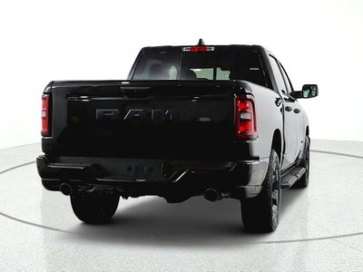 2026 RAM Ram 1500 Express 4x4 Crew Cab 5'7" Box