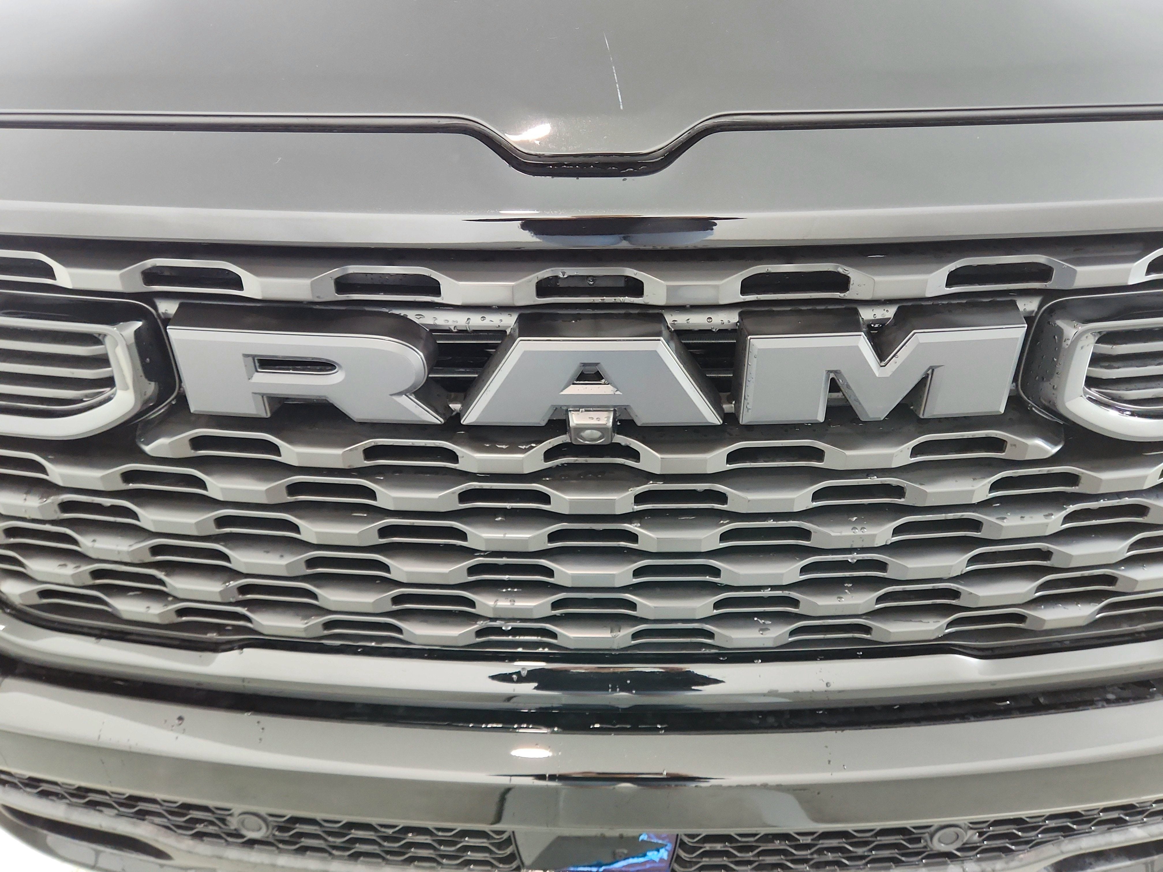 2026 RAM Ram 1500 RAM 1500 TRADESMAN CREW CAB 4X4 (144.5 IN WB 5 FT 7 IN BOX)