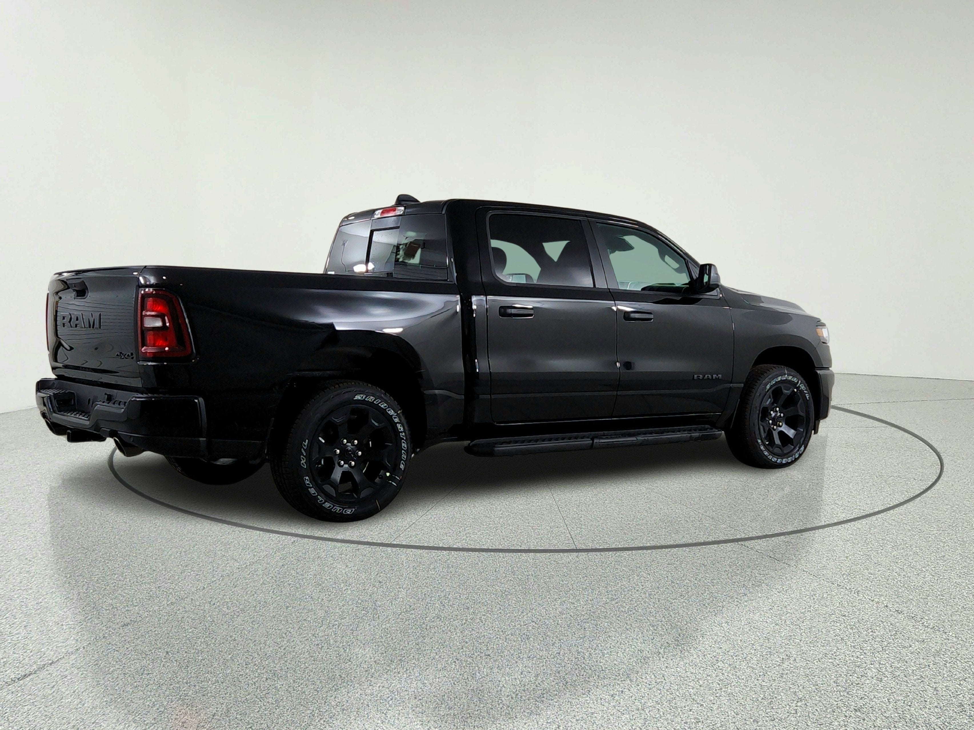 2026 RAM Ram 1500 RAM 1500 TRADESMAN CREW CAB 4X4 (144.5 IN WB 5 FT 7 IN BOX)