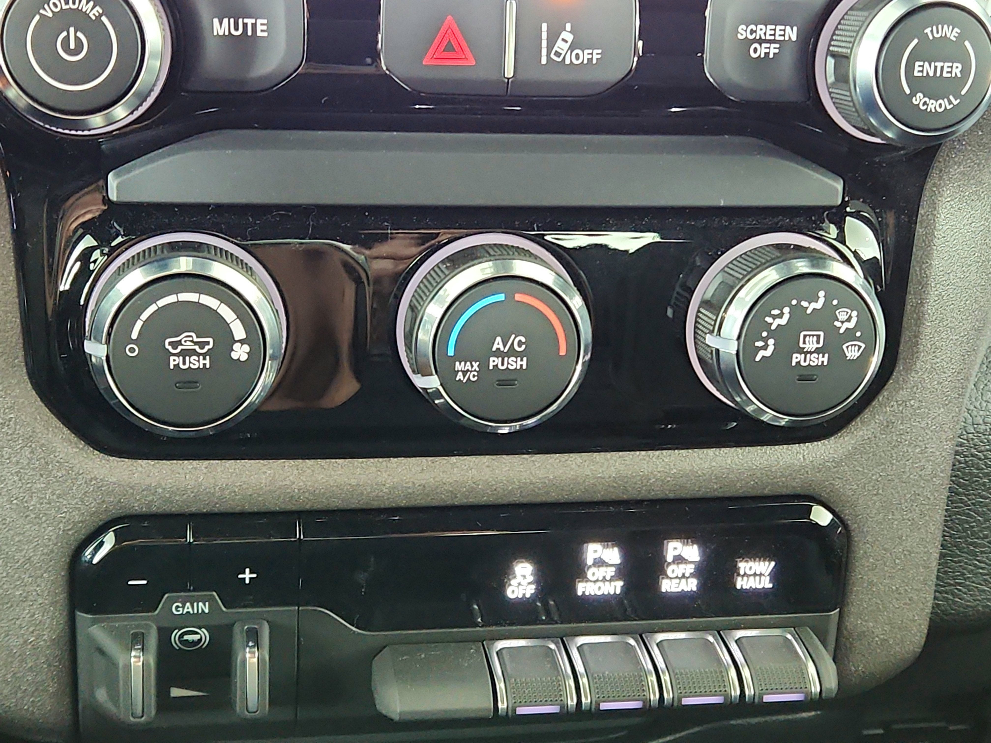 2026 RAM 1500 Warlock