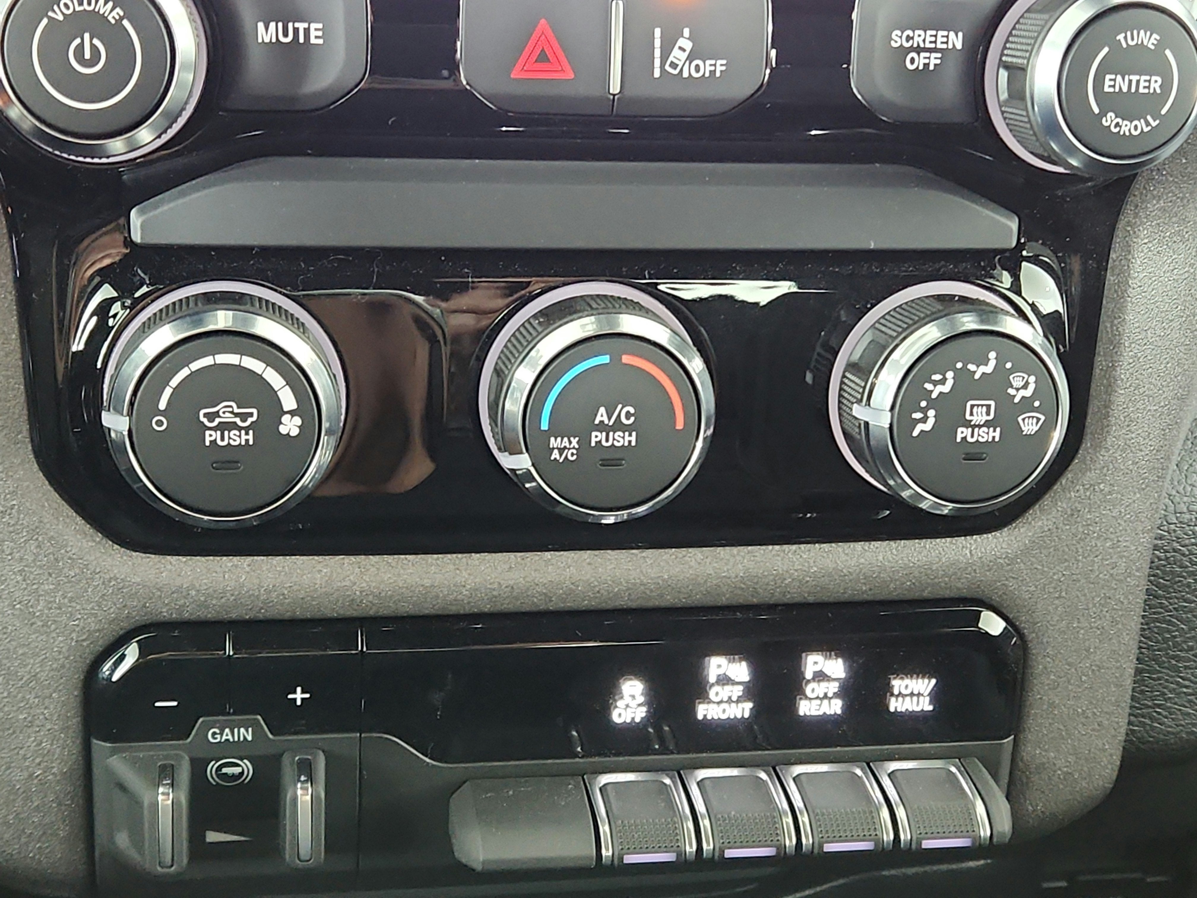 2026 RAM 1500 Warlock