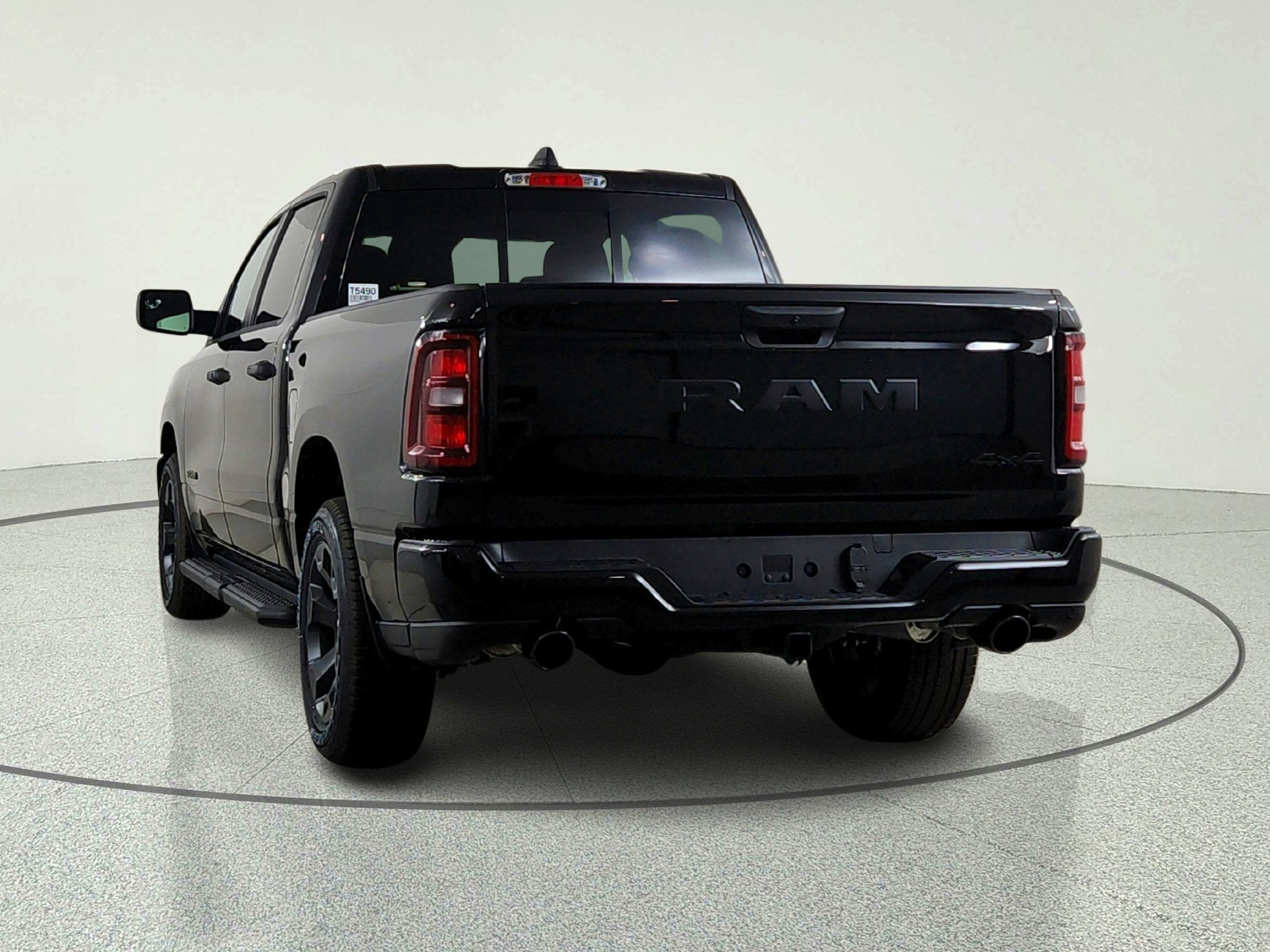 2026 RAM Ram 1500 RAM 1500 TRADESMAN CREW CAB 4X4 (144.5 IN WB 5 FT 7 IN BOX)