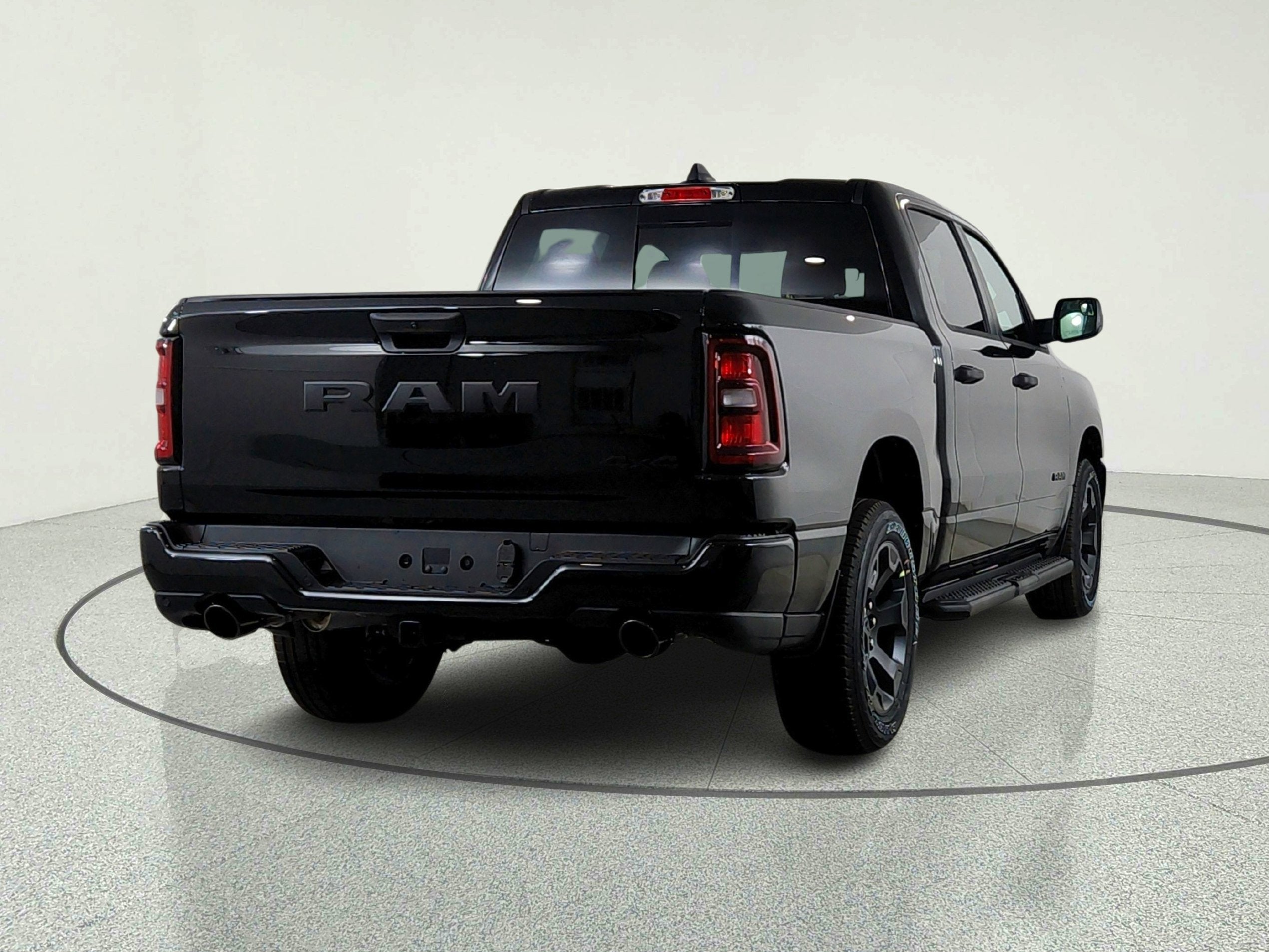 2026 RAM Ram 1500 RAM 1500 TRADESMAN CREW CAB 4X4 (144.5 IN WB 5 FT 7 IN BOX)