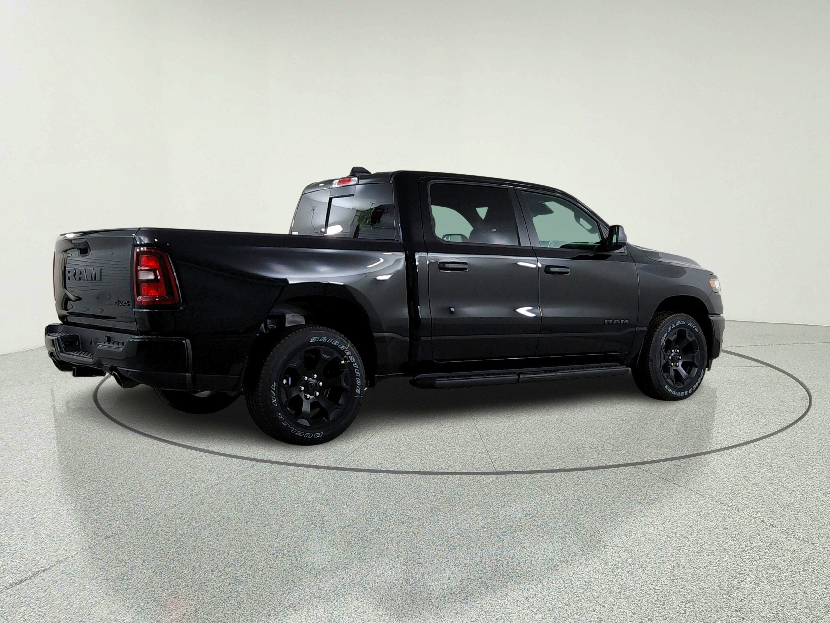 2026 RAM Ram 1500 RAM 1500 TRADESMAN CREW CAB 4X4 (144.5 IN WB 5 FT 7 IN BOX)