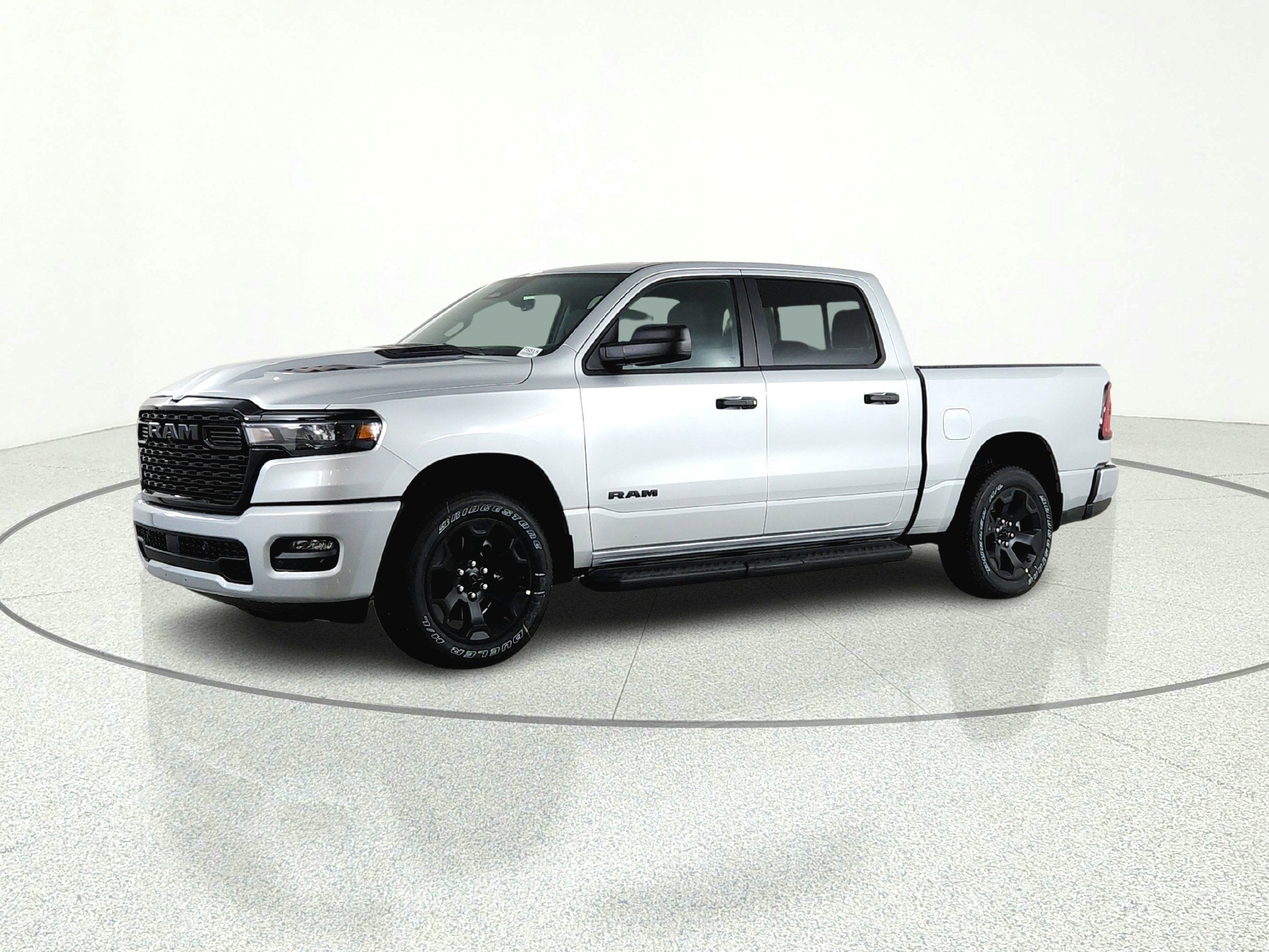 2026 RAM Ram 1500 RAM 1500 TRADESMAN CREW CAB 4X4 (144.5 IN WB 5 FT 7 IN BOX)