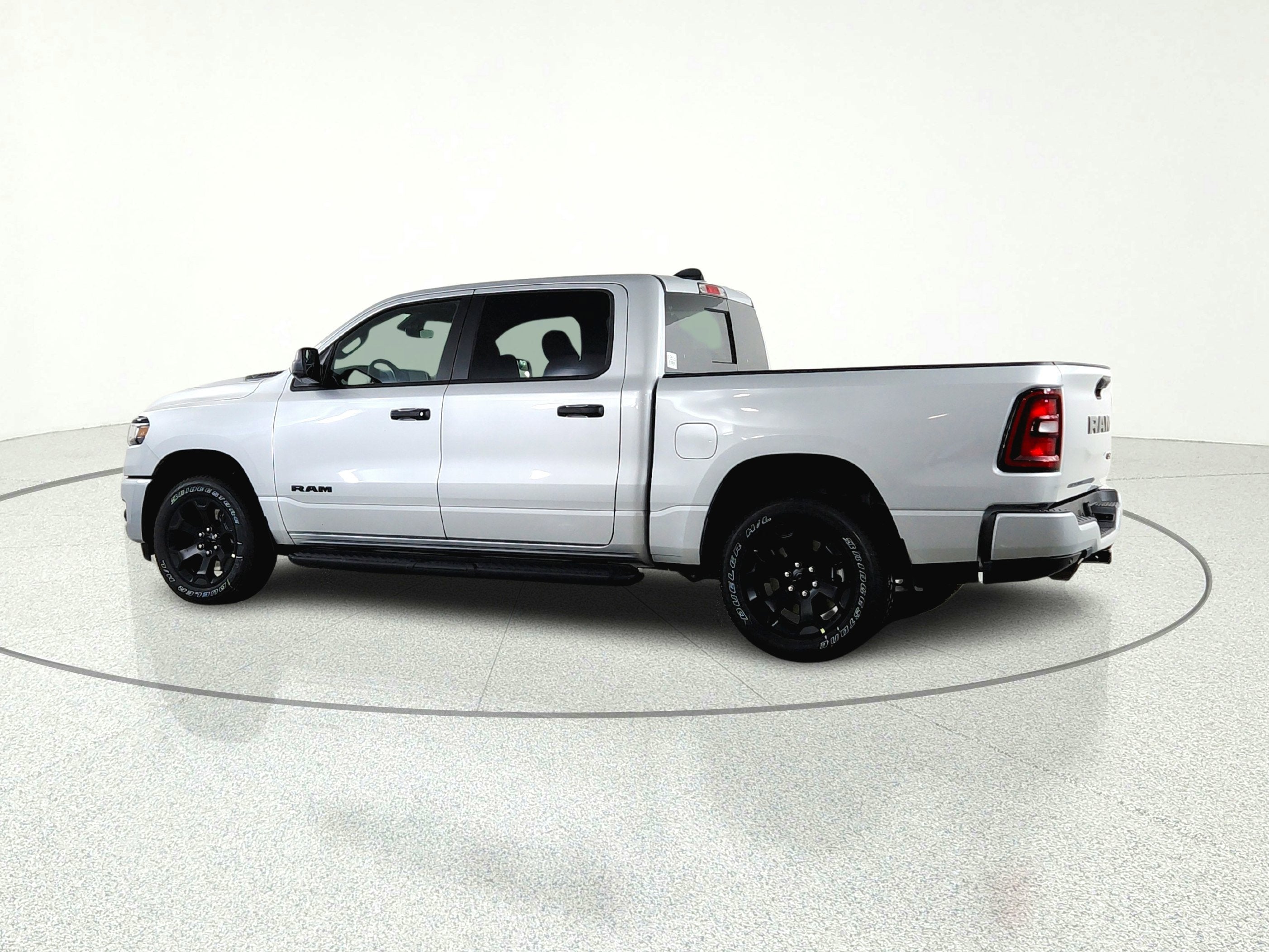 2026 RAM Ram 1500 RAM 1500 TRADESMAN CREW CAB 4X4 (144.5 IN WB 5 FT 7 IN BOX)