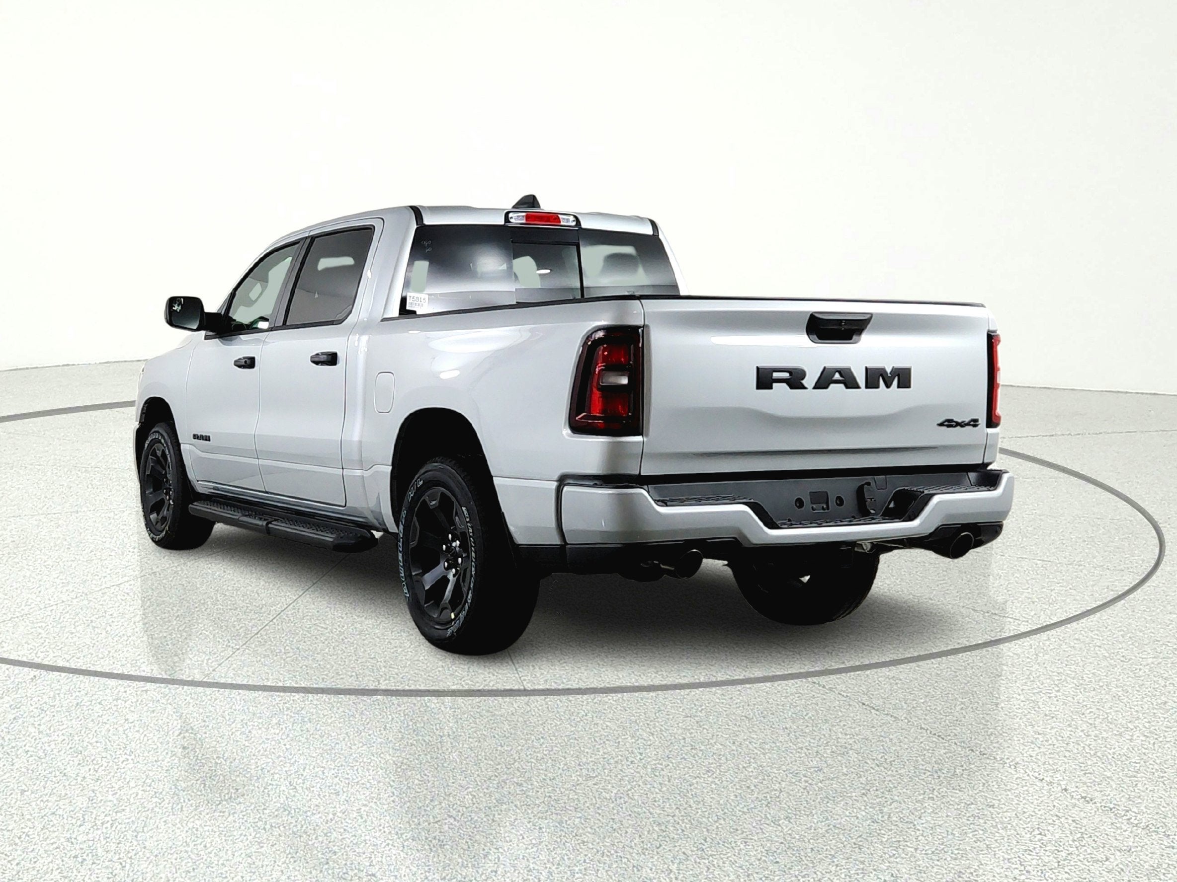 2026 RAM Ram 1500 RAM 1500 TRADESMAN CREW CAB 4X4 (144.5 IN WB 5 FT 7 IN BOX)