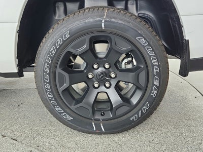 2026 RAM Ram 1500 Express 4x4 Crew Cab 5'7" Box