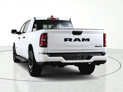 2026 RAM Ram 1500 Express 4x4 Crew Cab 5'7" Box