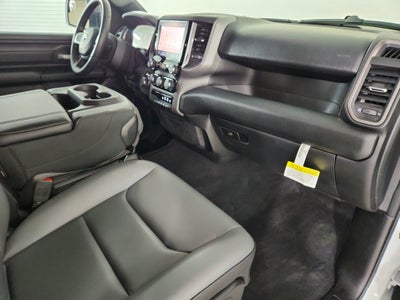 2026 RAM Ram 1500 RAM 1500 TRADESMAN CREW CAB 4X4 (144.5 IN WB 5 FT 7 IN BOX)