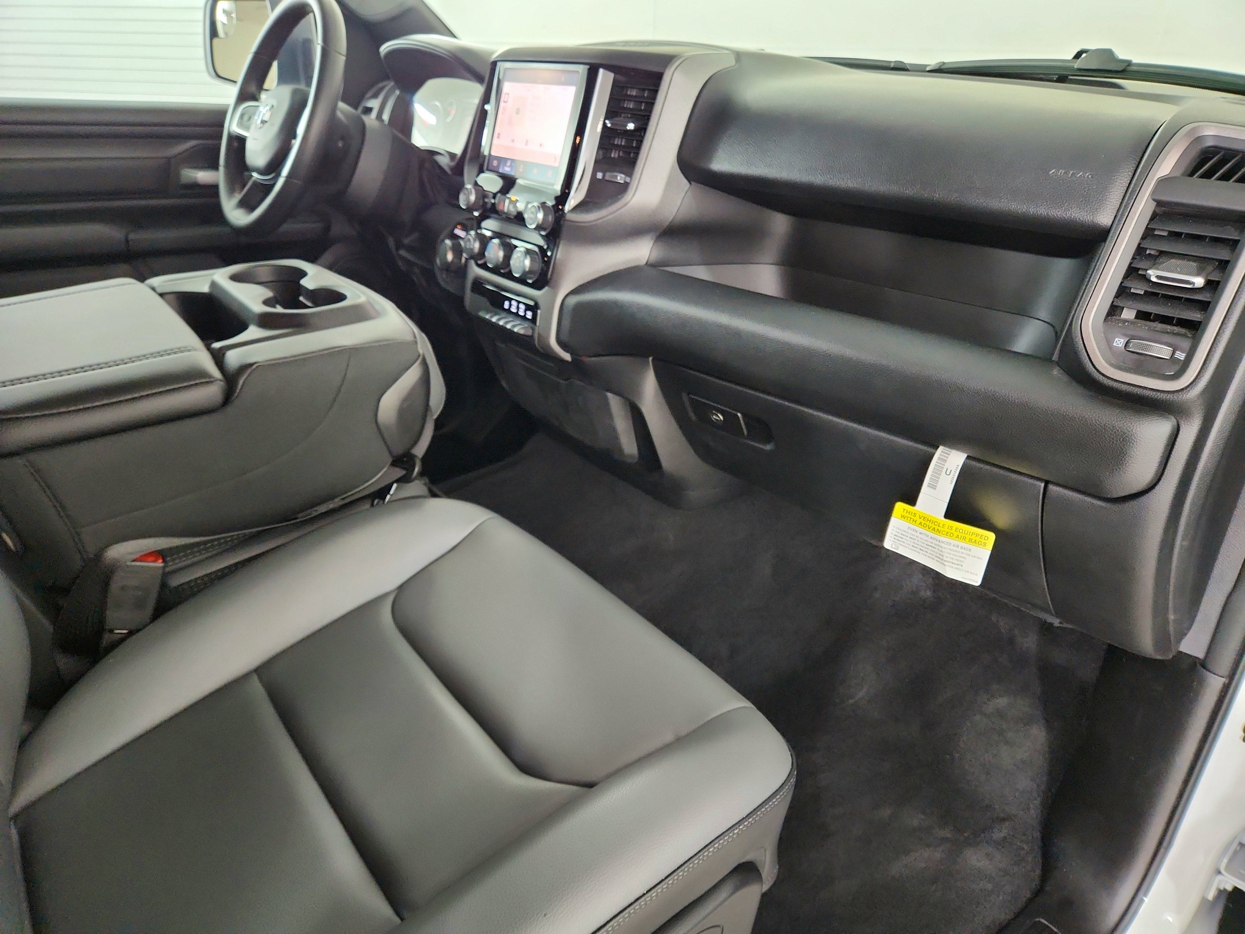 2026 RAM Ram 1500 RAM 1500 TRADESMAN CREW CAB 4X4 (144.5 IN WB 5 FT 7 IN BOX)