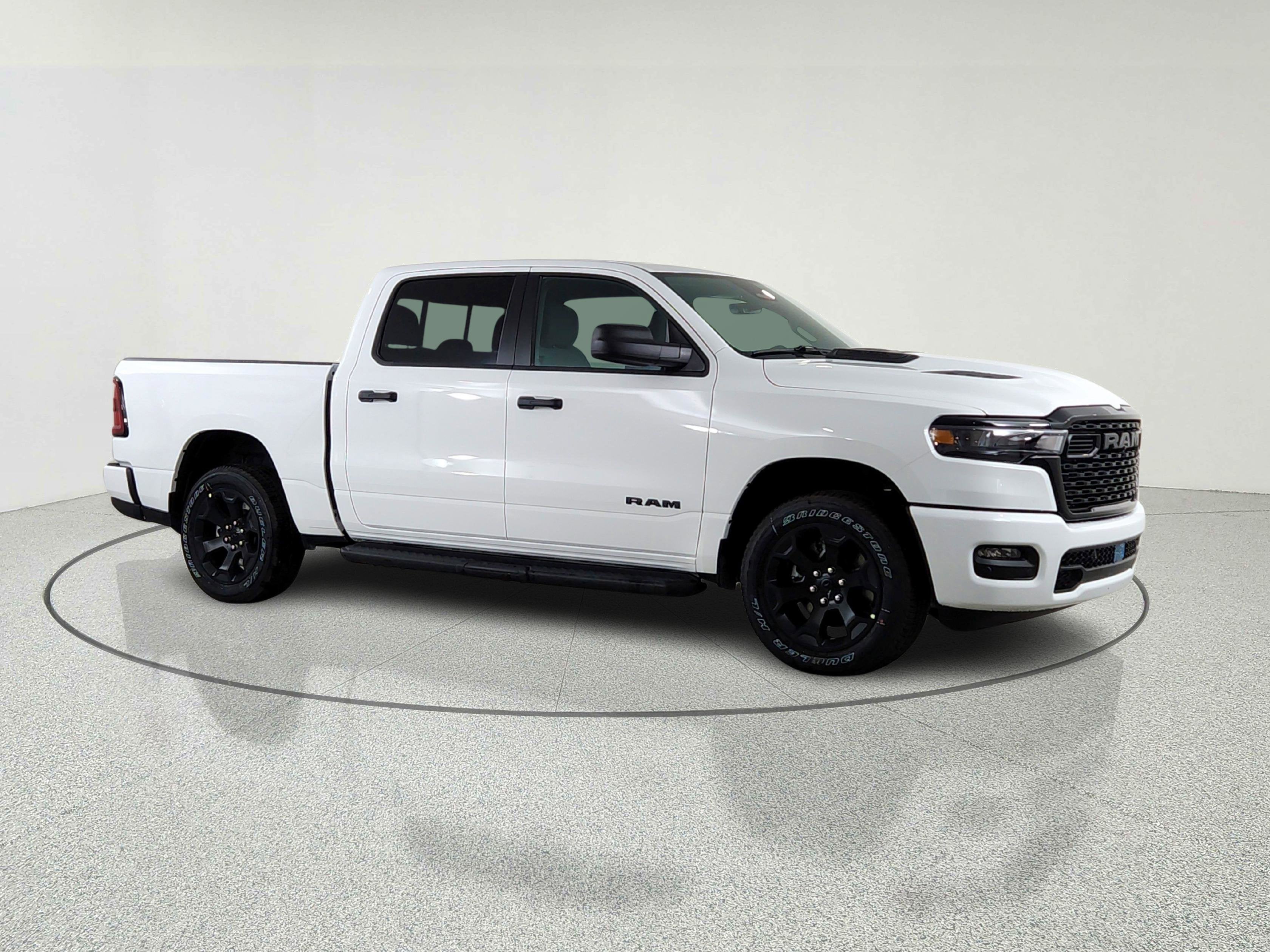 2026 RAM Ram 1500 RAM 1500 TRADESMAN CREW CAB 4X4 (144.5 IN WB 5 FT 7 IN BOX)