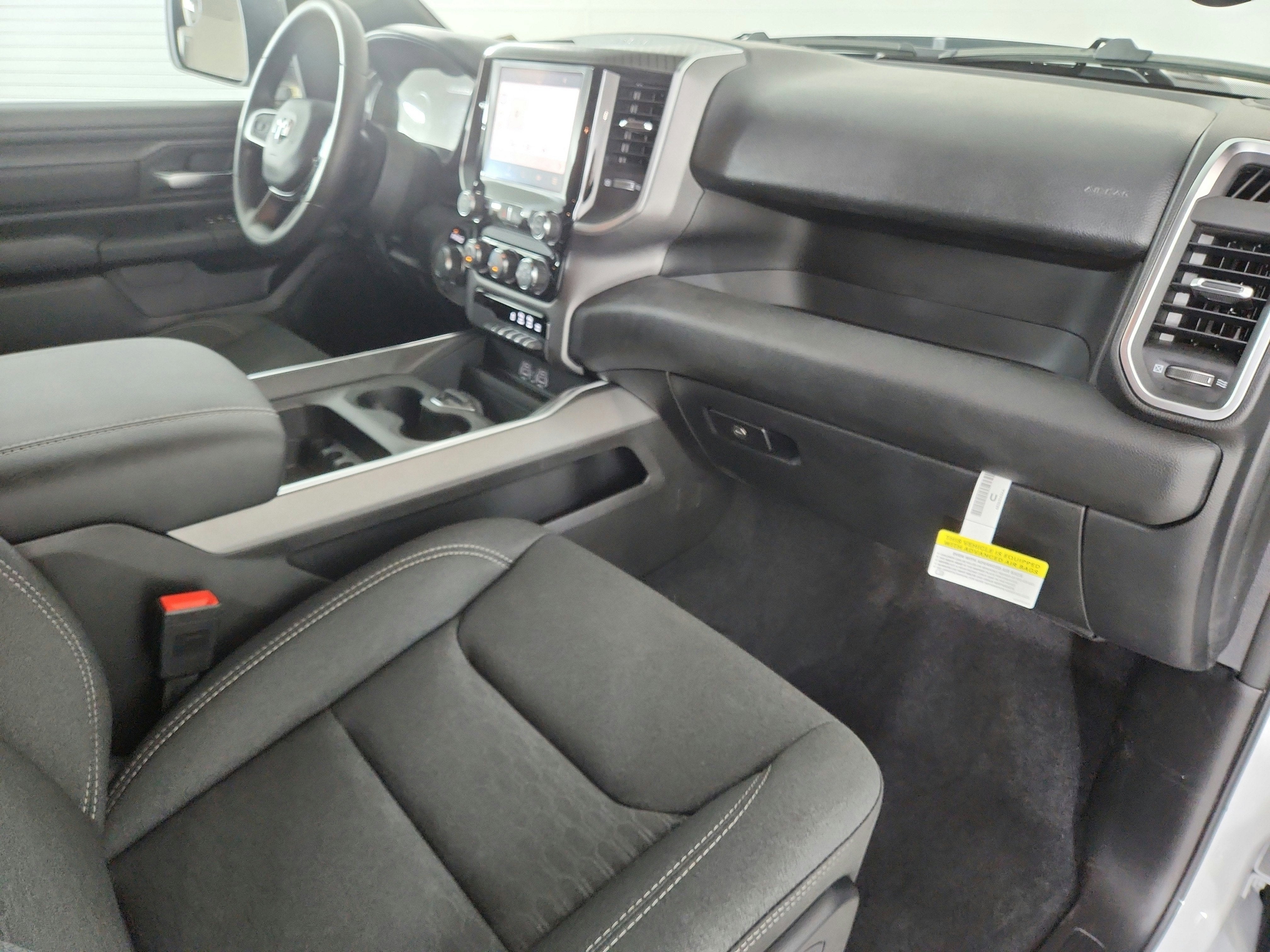 2026 RAM Ram 1500 RAM 1500 TRADESMAN CREW CAB 4X4 (144.5 IN WB 5 FT 7 IN BOX)