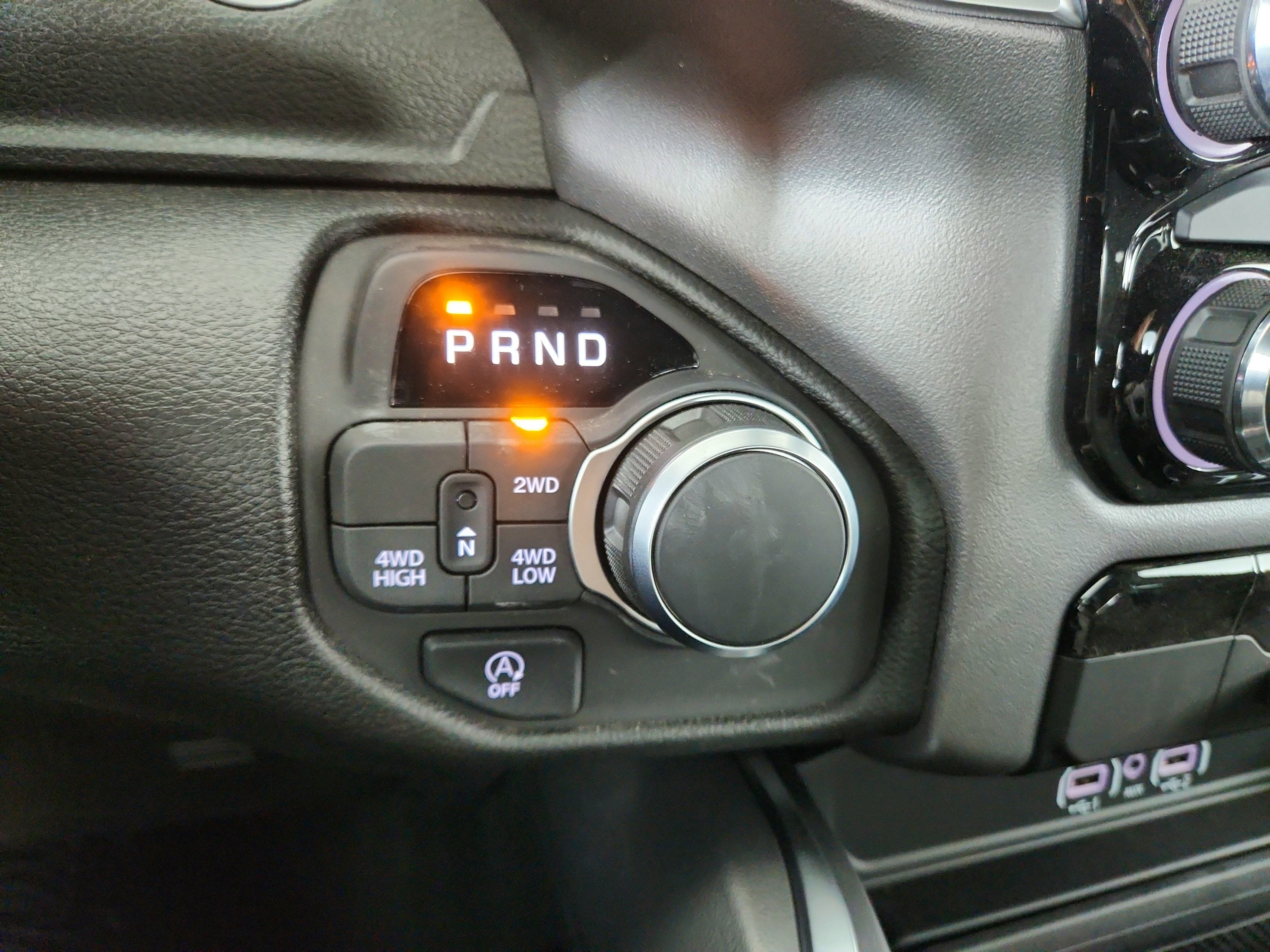 2026 RAM Ram 1500 RAM 1500 TRADESMAN CREW CAB 4X4 (144.5 IN WB 5 FT 7 IN BOX)