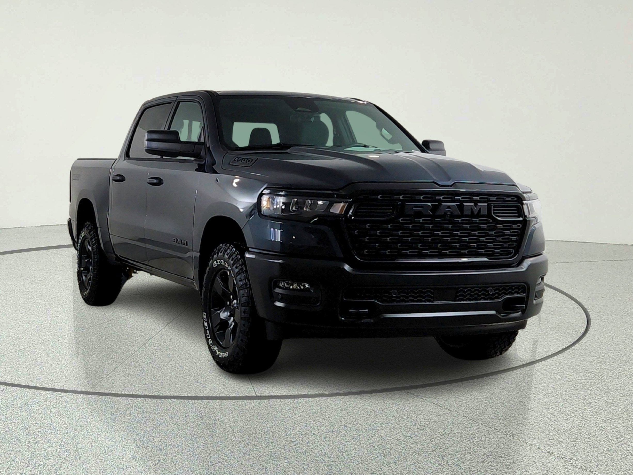 2026 RAM Ram 1500 RAM 1500 TRADESMAN CREW CAB 4X4 (144.5 IN WB 5 FT 7 IN BOX)