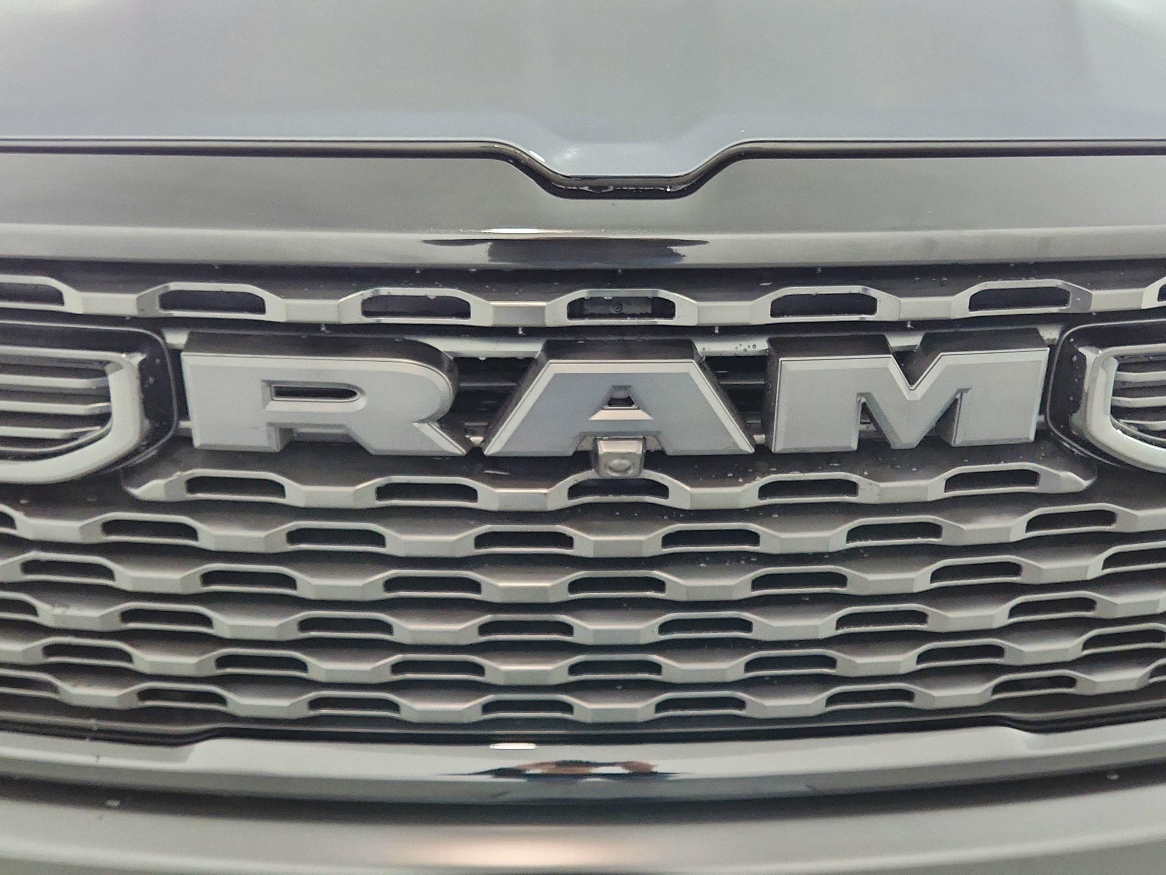 2026 RAM Ram 1500 RAM 1500 TRADESMAN CREW CAB 4X4 (144.5 IN WB 5 FT 7 IN BOX)