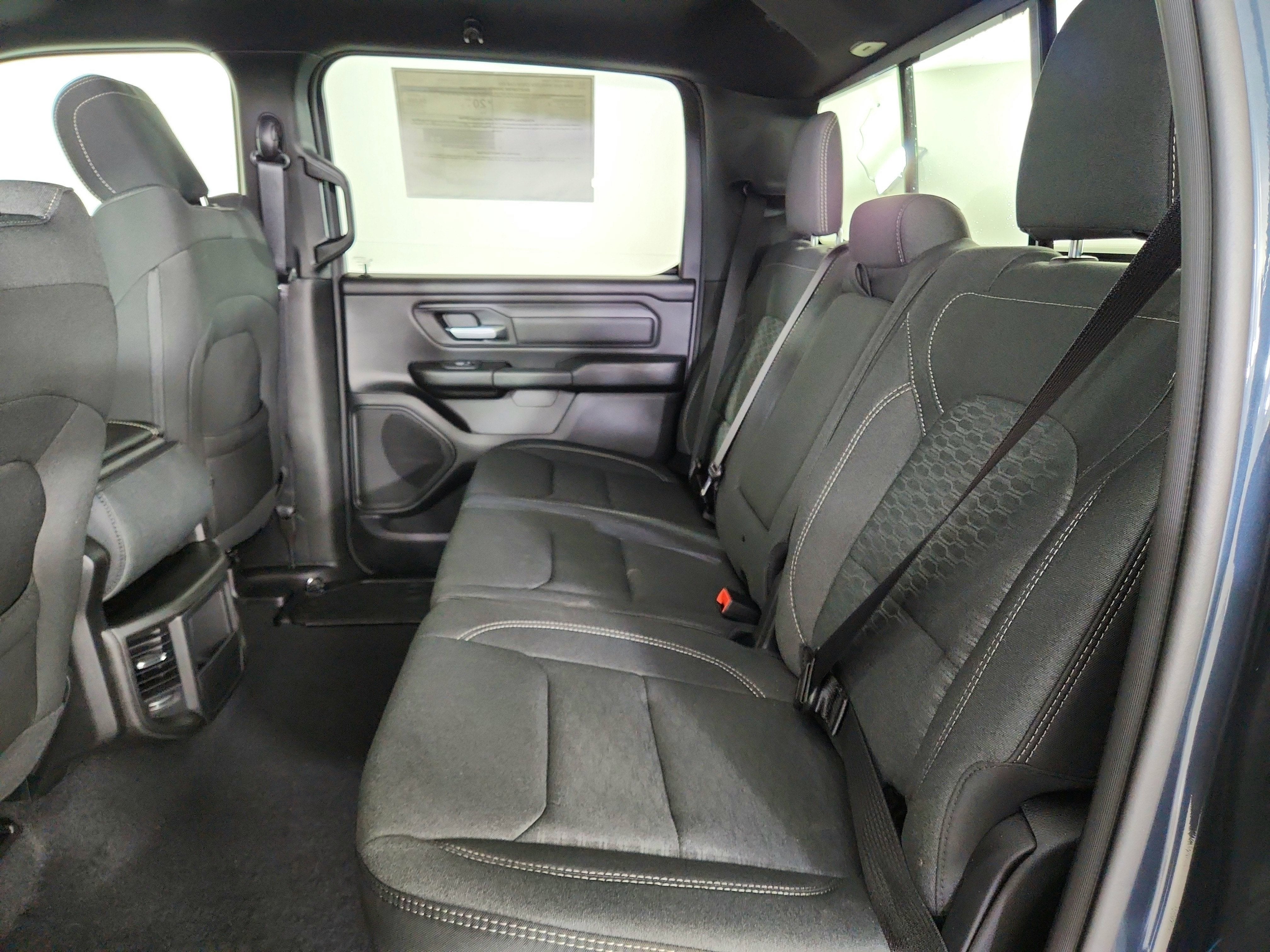 2026 RAM Ram 1500 RAM 1500 TRADESMAN CREW CAB 4X4 (144.5 IN WB 5 FT 7 IN BOX)