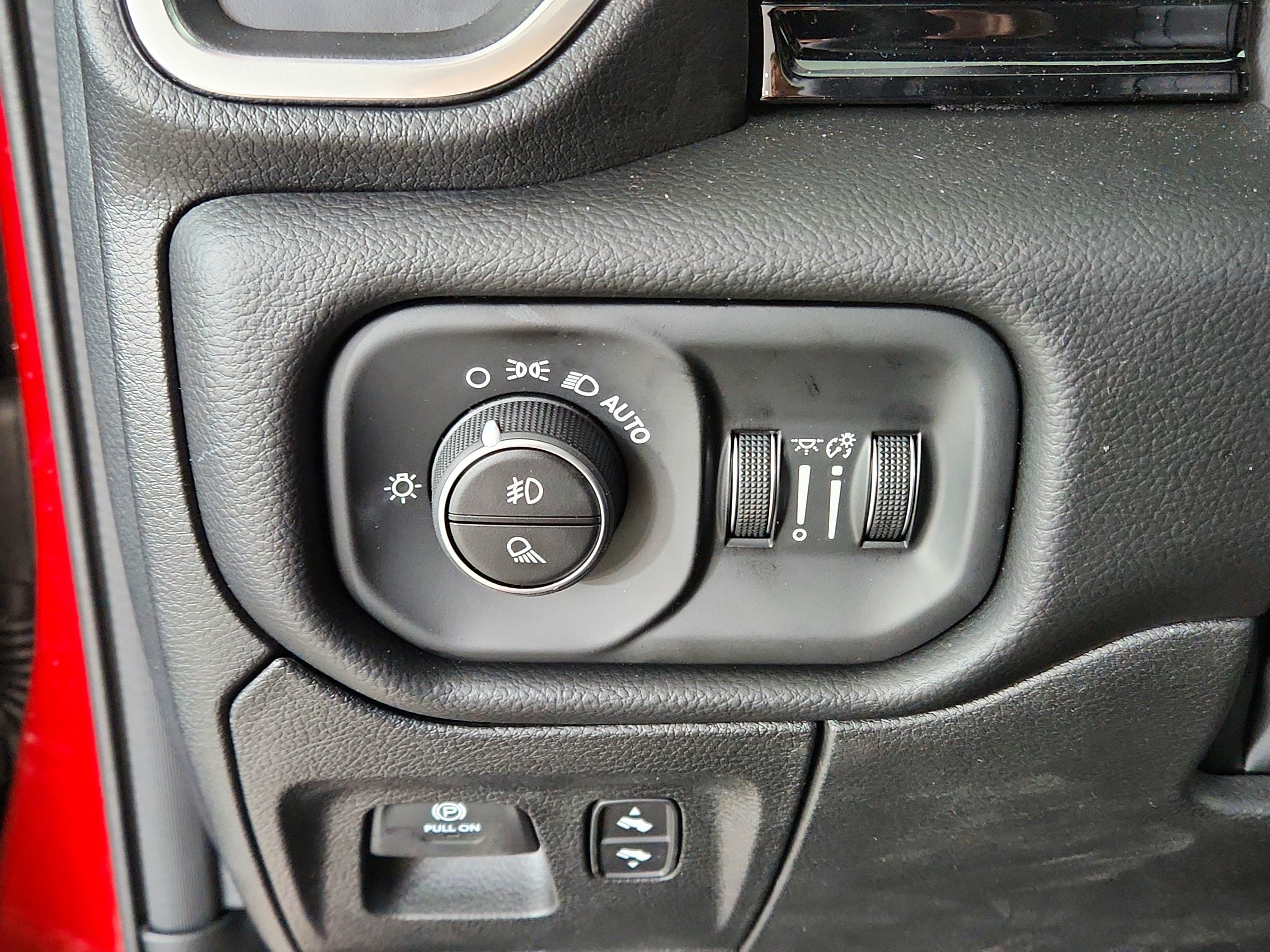 2026 RAM Ram 1500 Laramie