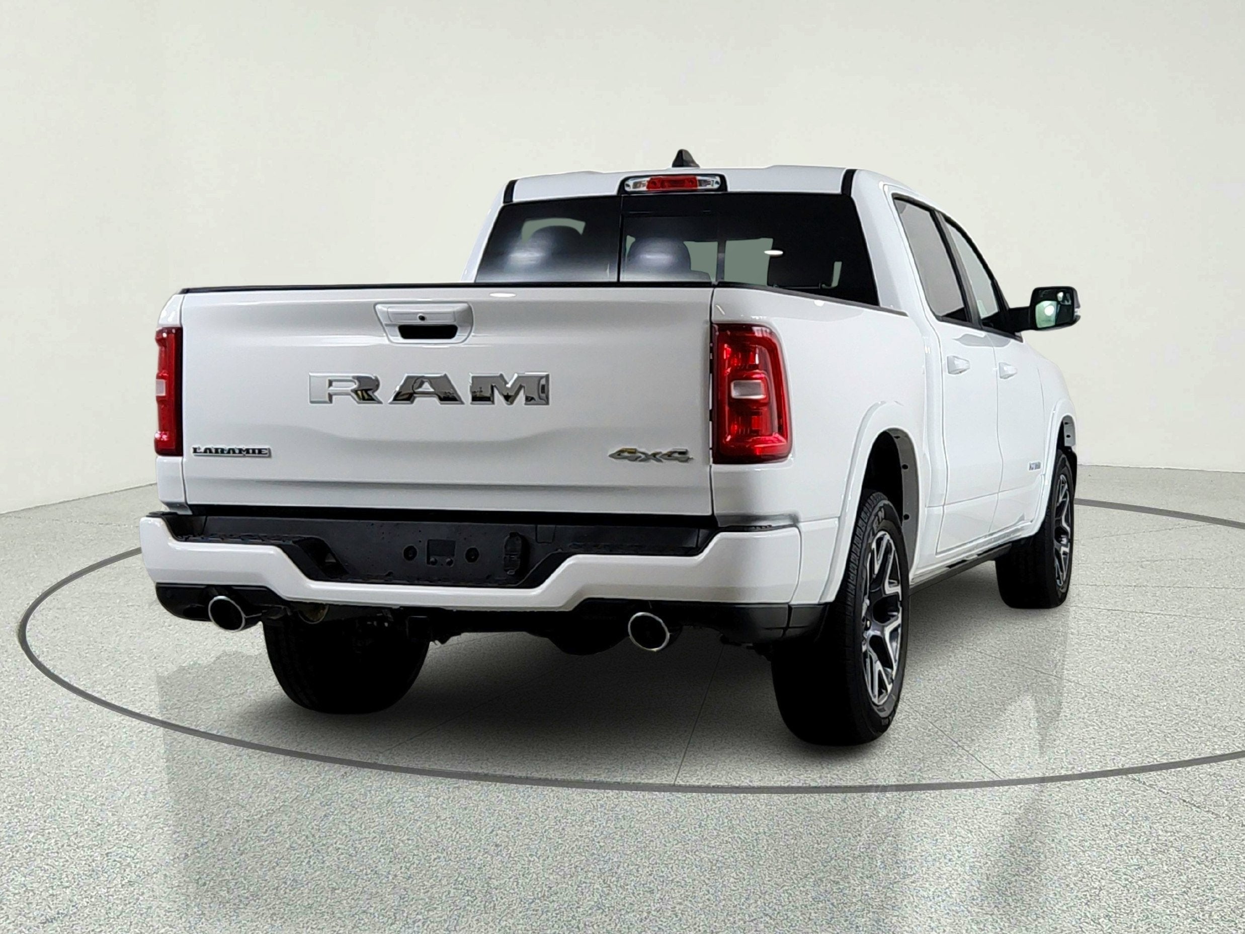 2026 RAM Ram 1500 RAM 1500 LARAMIE CREW CAB 4X4 (144.5 IN WB 5 FT 7 IN BOX)