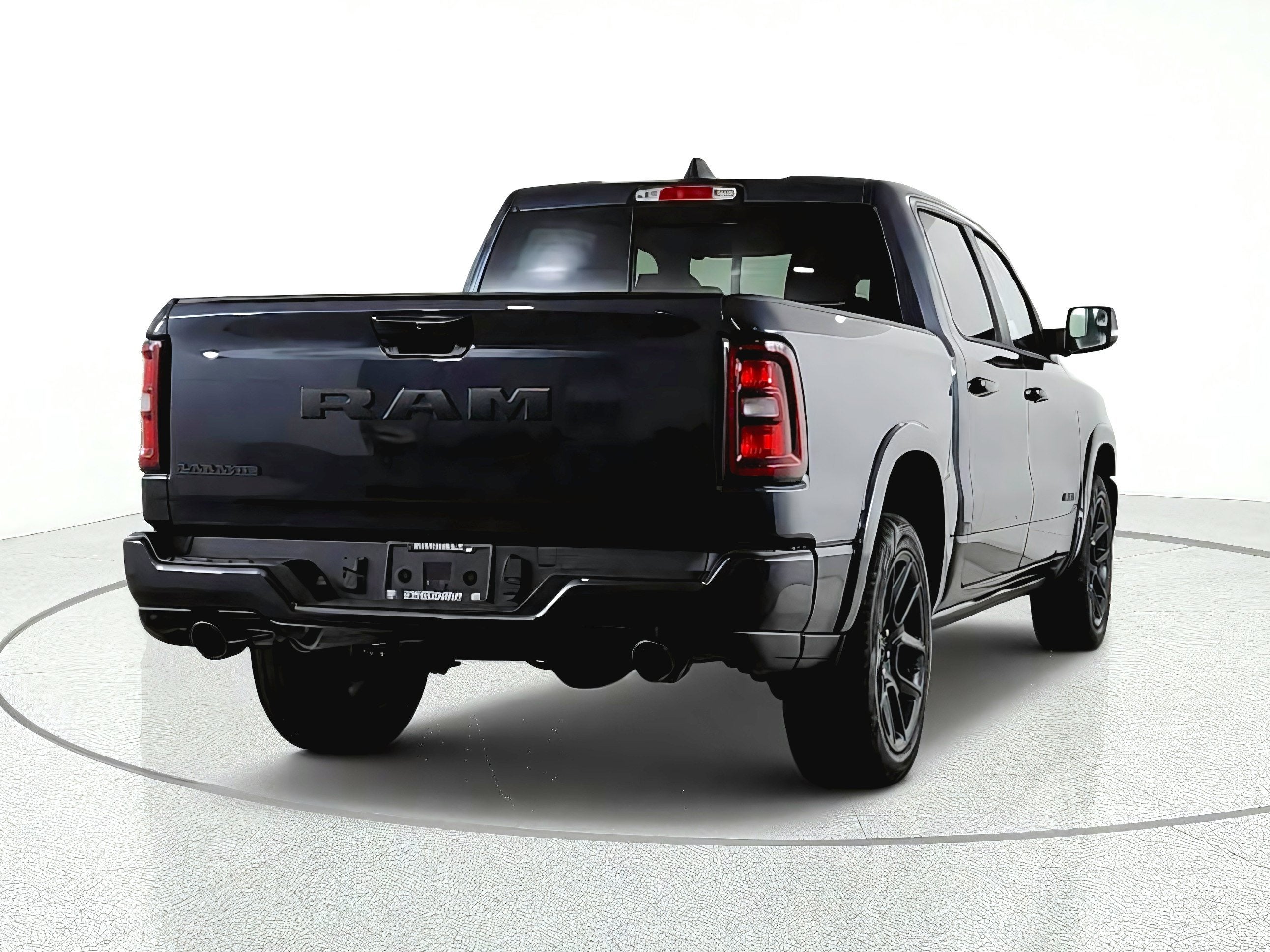 2027 RAM Ram 1500 Laramie 4x4 Crew Cab 5'7" Box