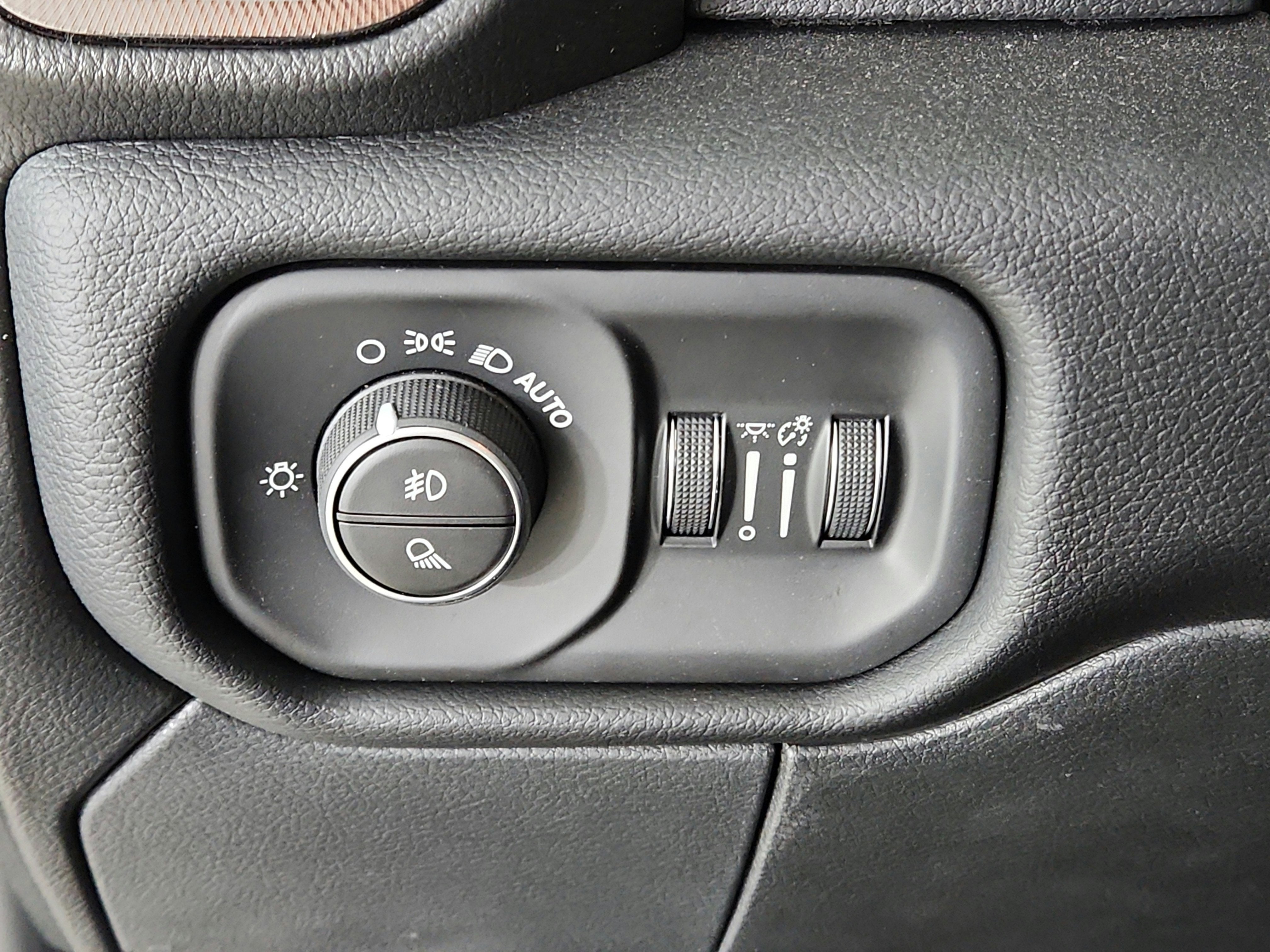 2026 RAM Ram 2500 RAM 2500 REBEL/POWERWAGON CREW CAB (149 IN WB 6 FT 4 IN BOX)