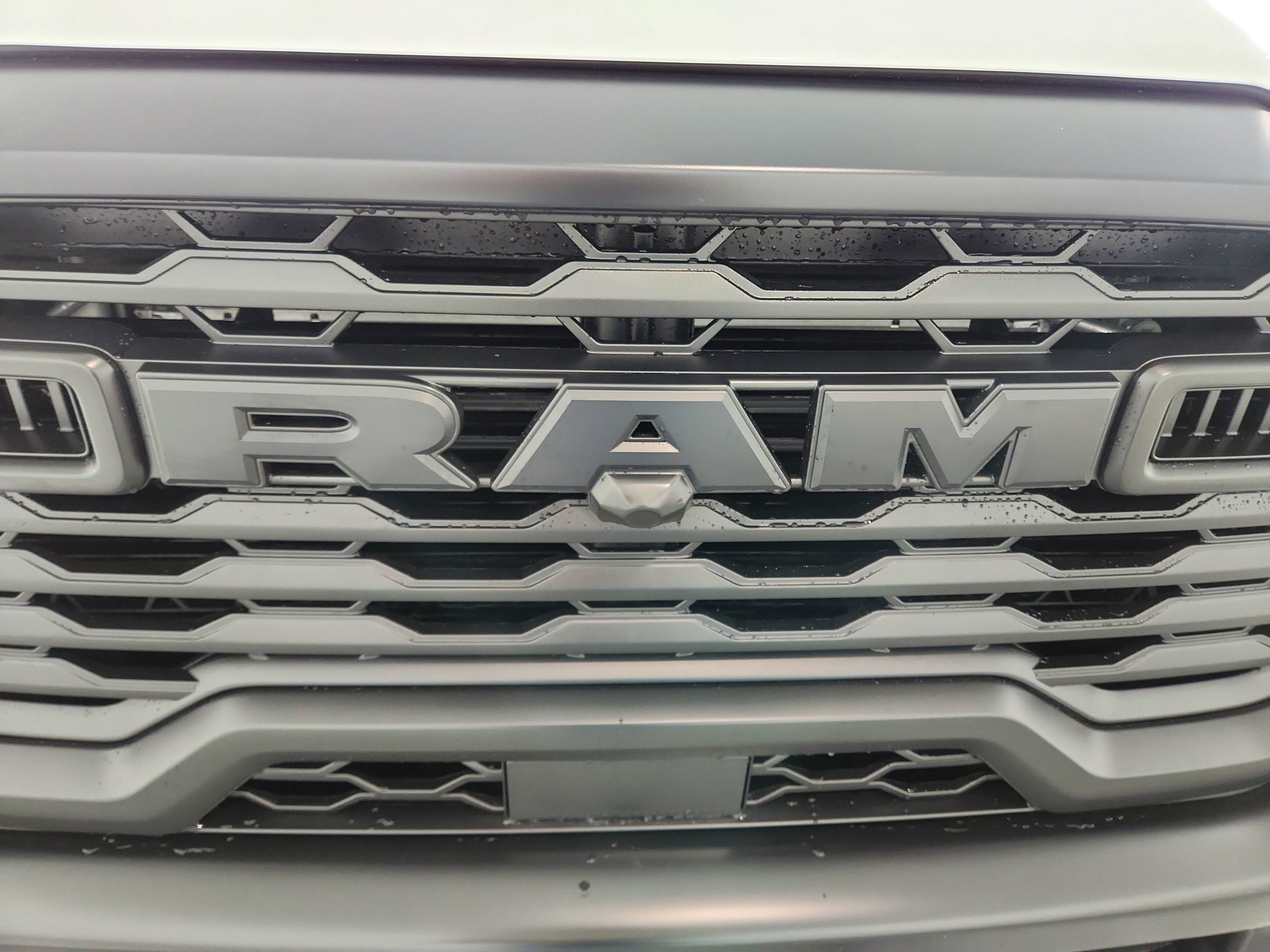 2026 RAM Ram 2500 RAM 2500 TRADESMAN CREW CAB 4X4 (149 IN WB 6 FT 4 IN BOX)