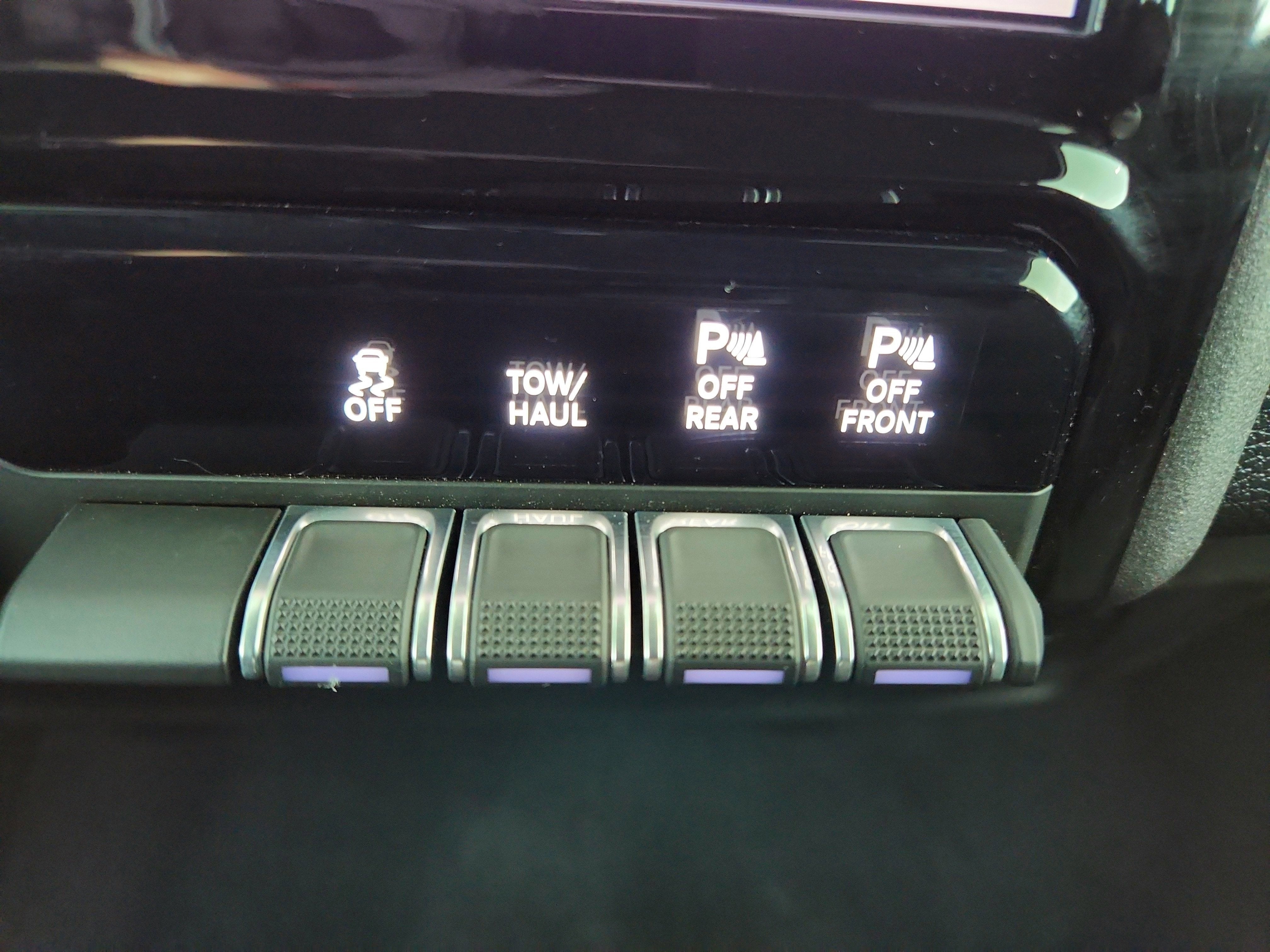 2026 RAM Ram 2500 RAM 2500 TRADESMAN CREW CAB 4X4 (149 IN WB 6 FT 4 IN BOX)